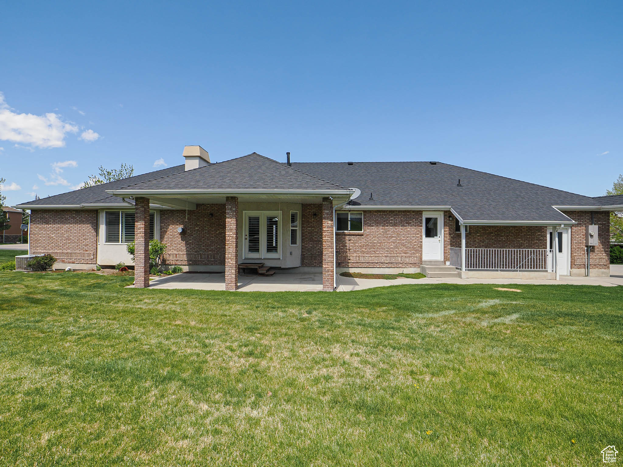 property viewer photo 64