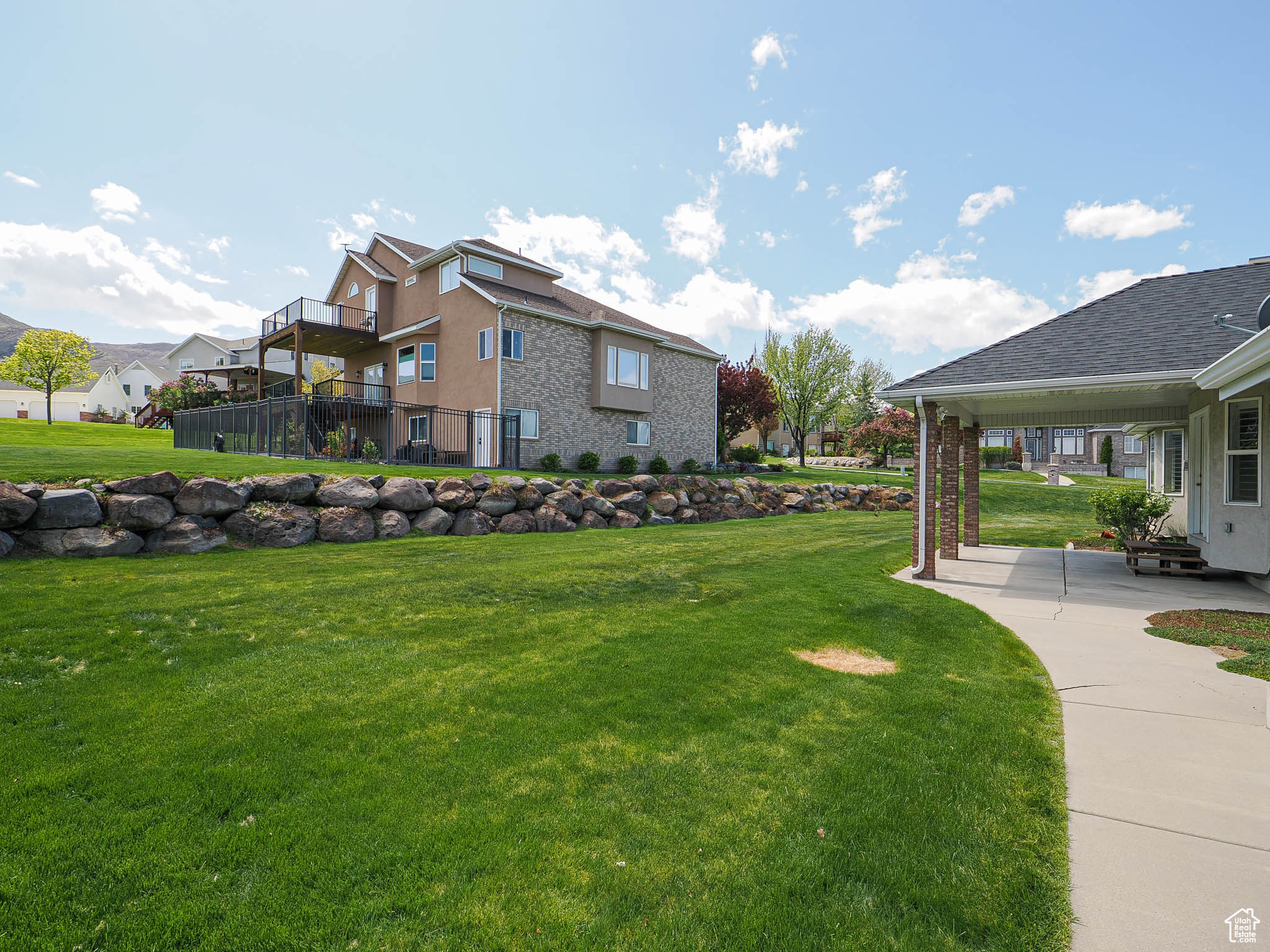 property viewer photo 69
