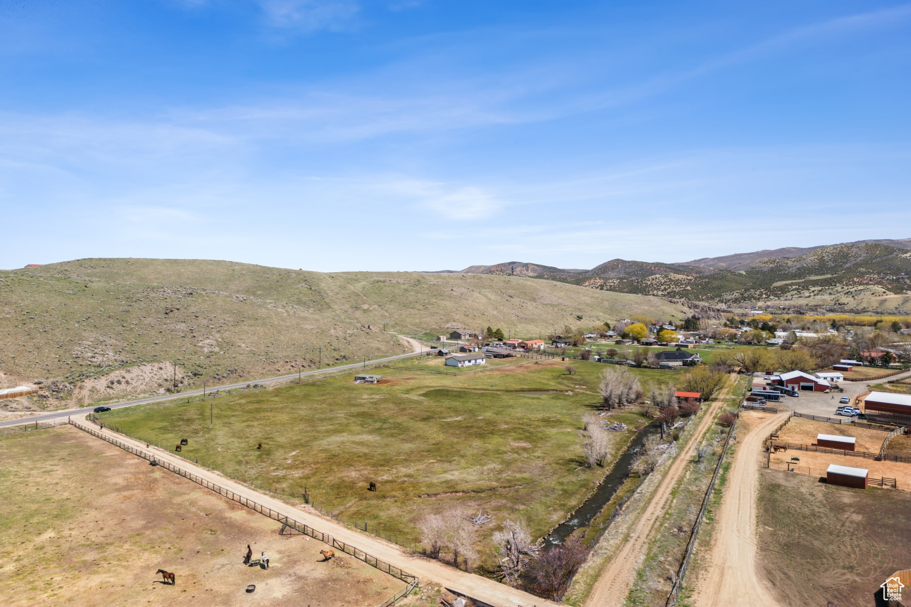 main property photo 4