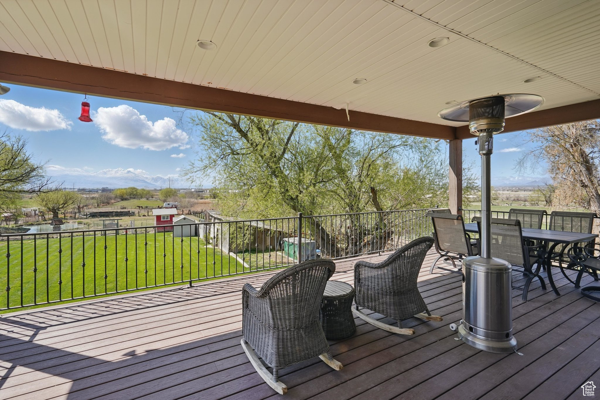 main property photo 19