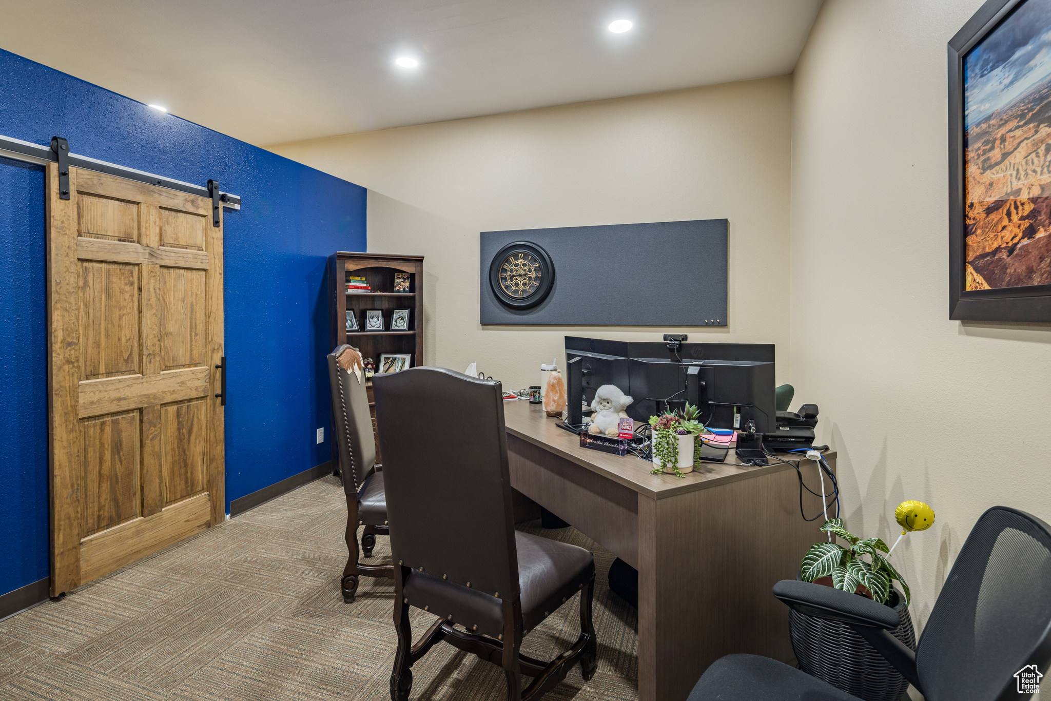 main property photo 18