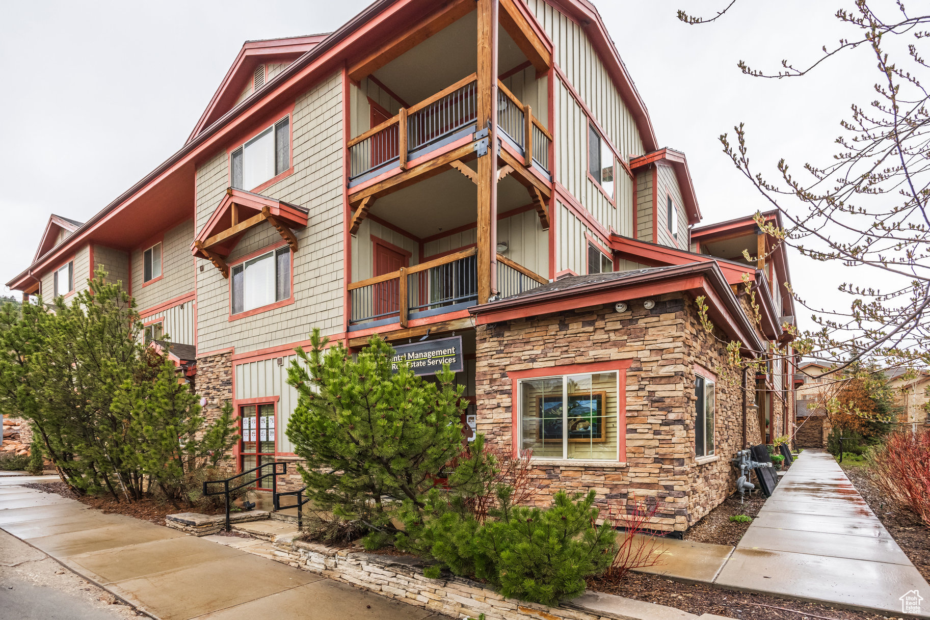 property viewer photo 6