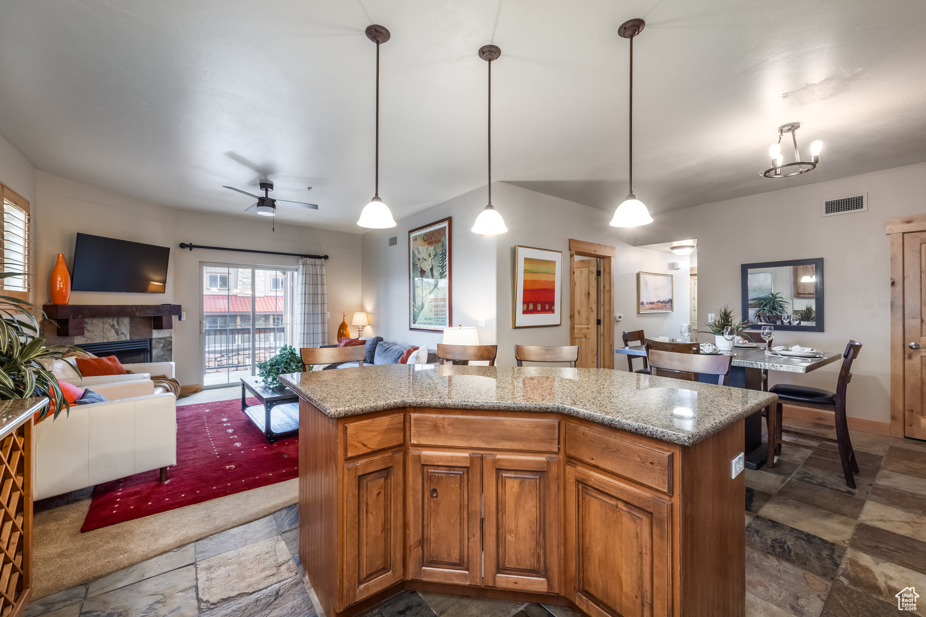 property viewer photo 9