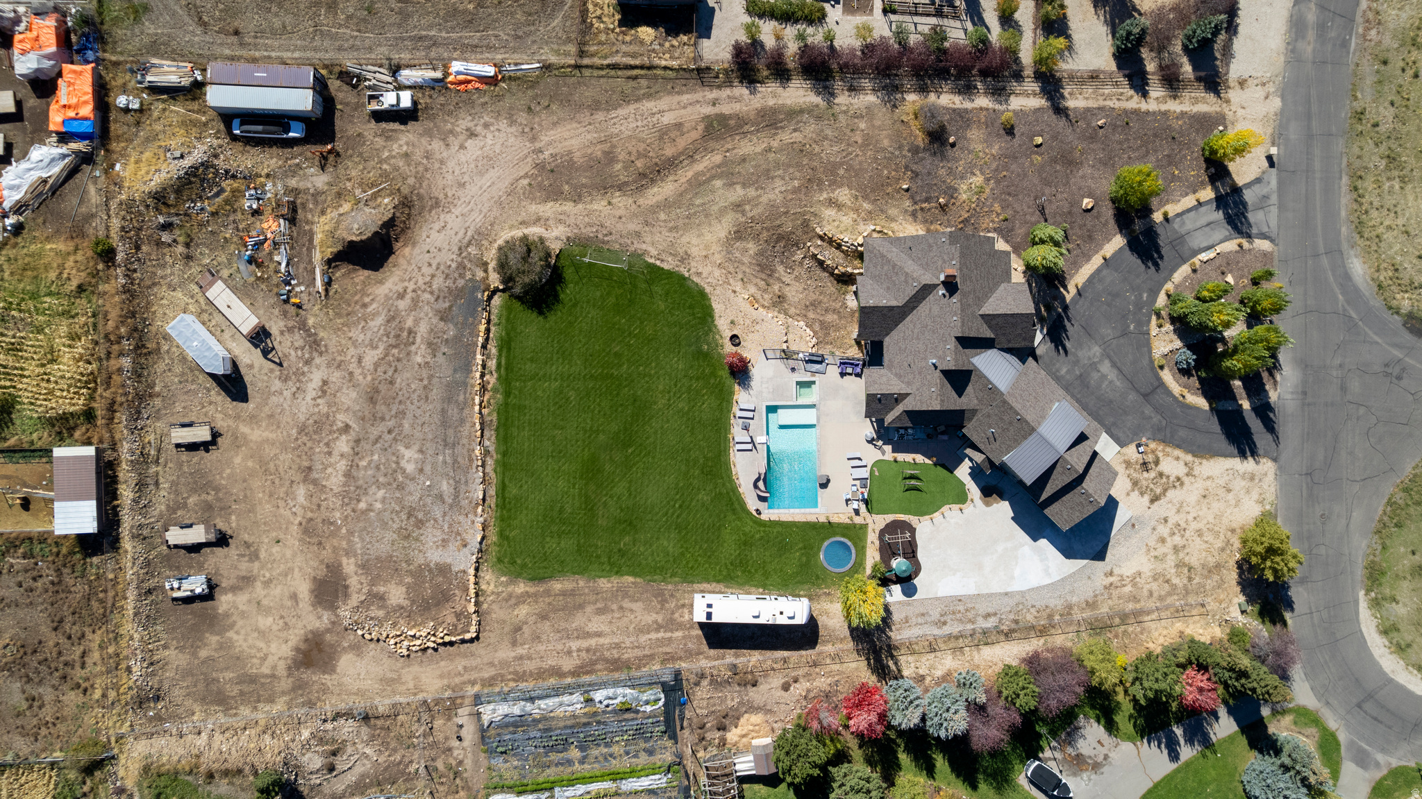 main property photo 47