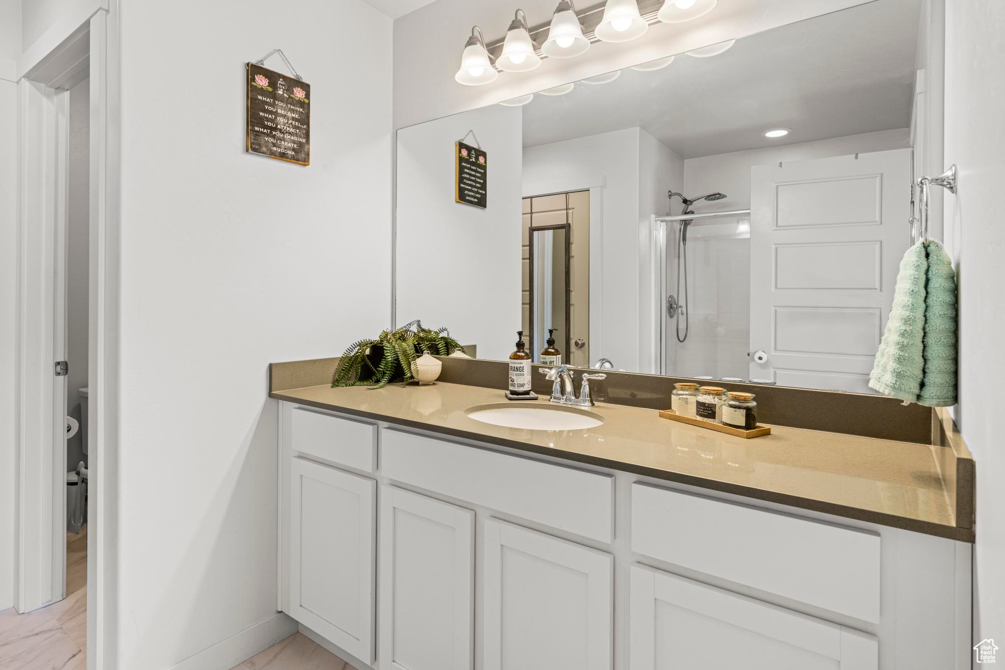 property viewer photo 12