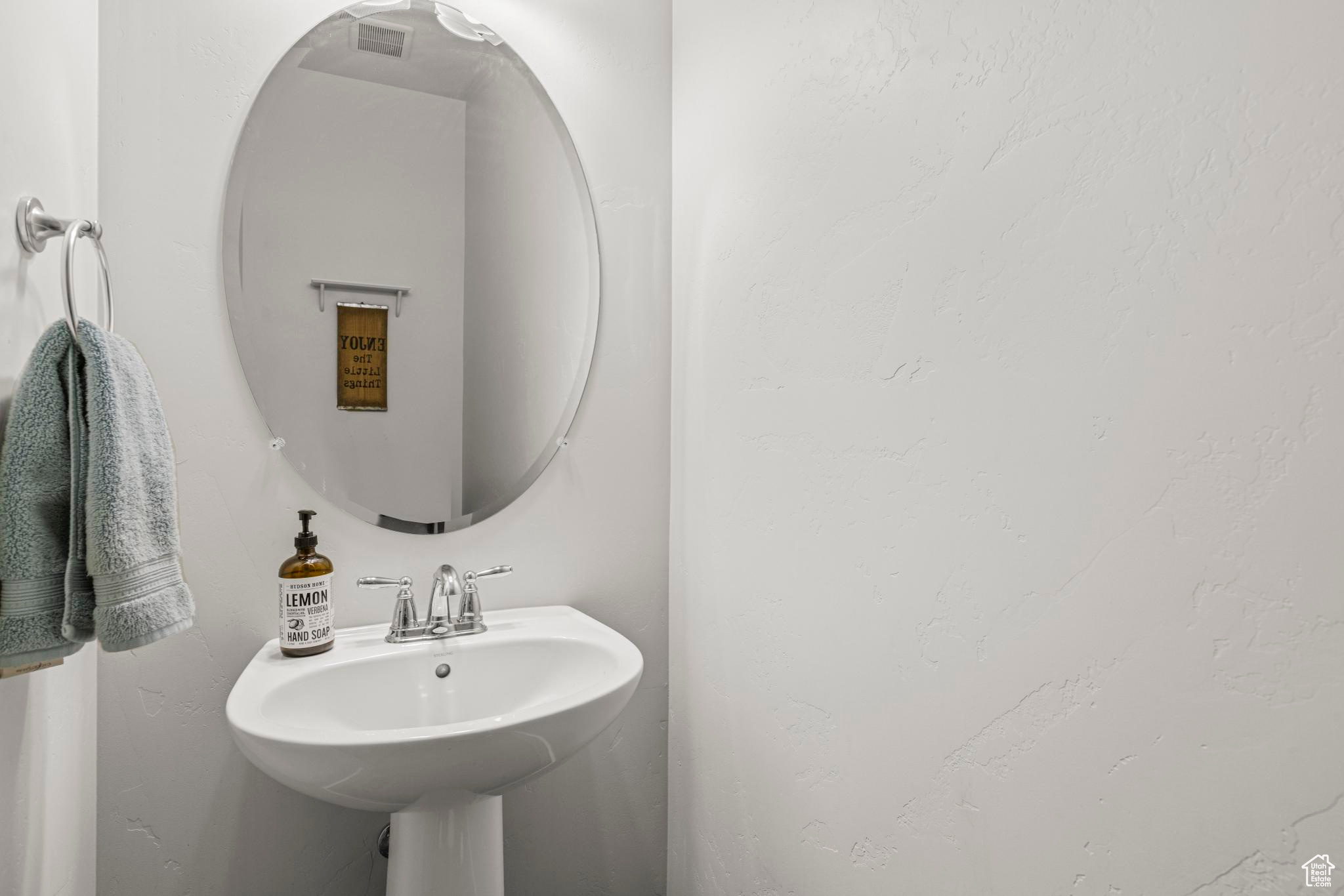 property viewer photo 8