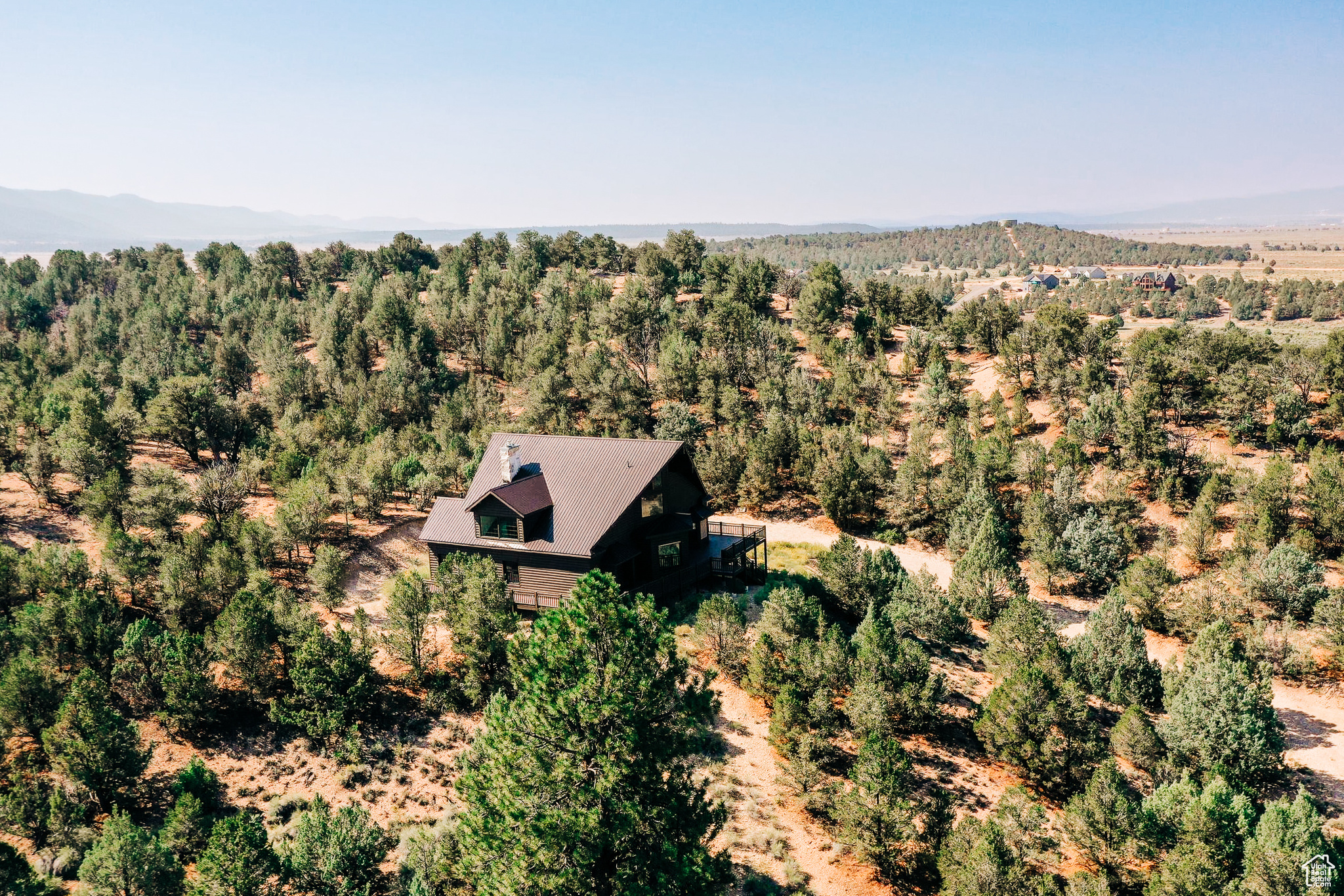 main property photo 41