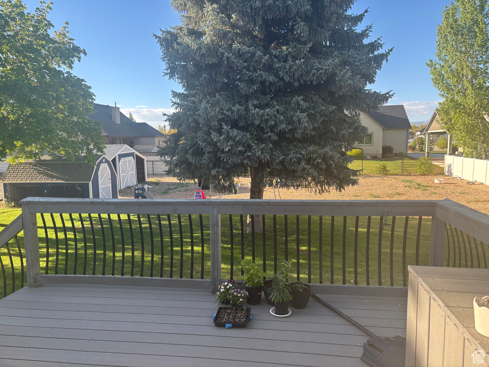 property viewer photo 3