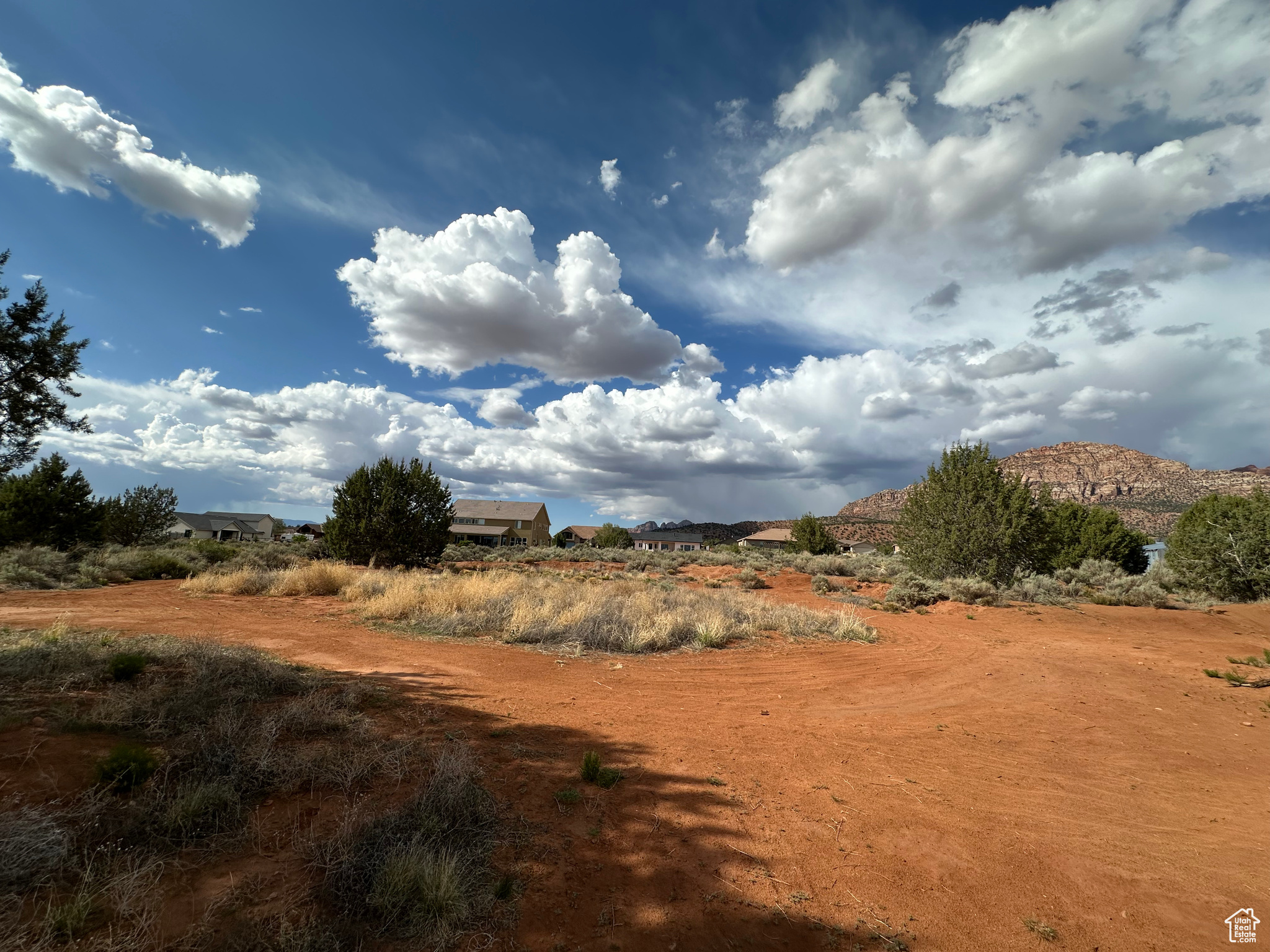 main property photo 11