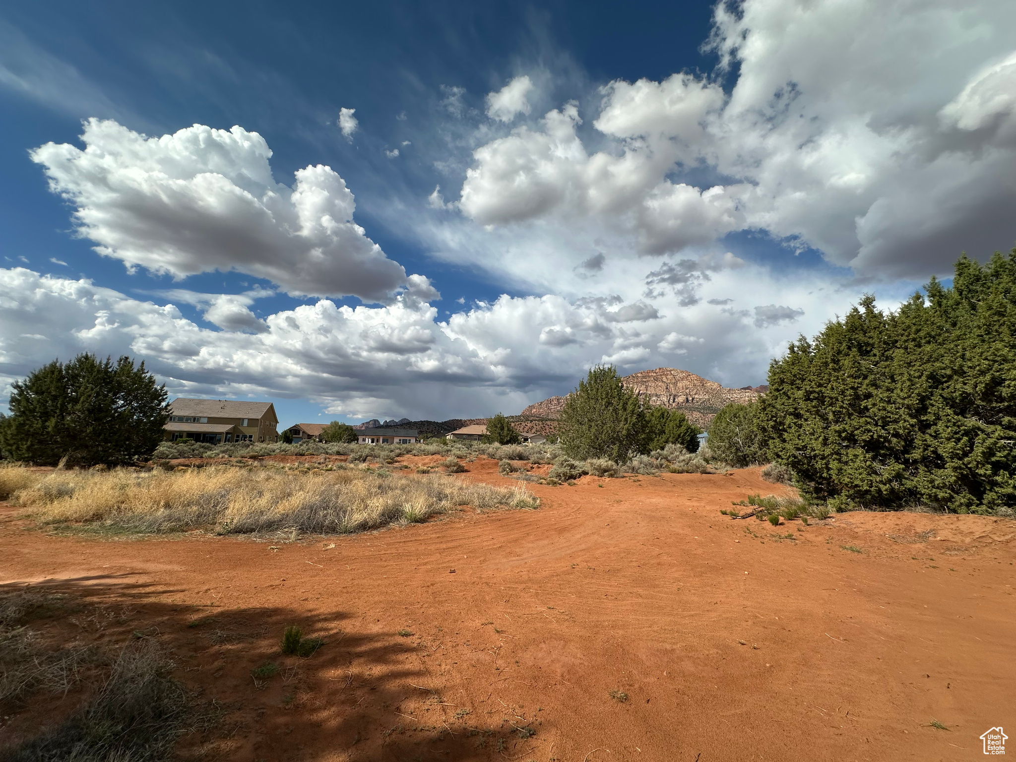 main property photo 12