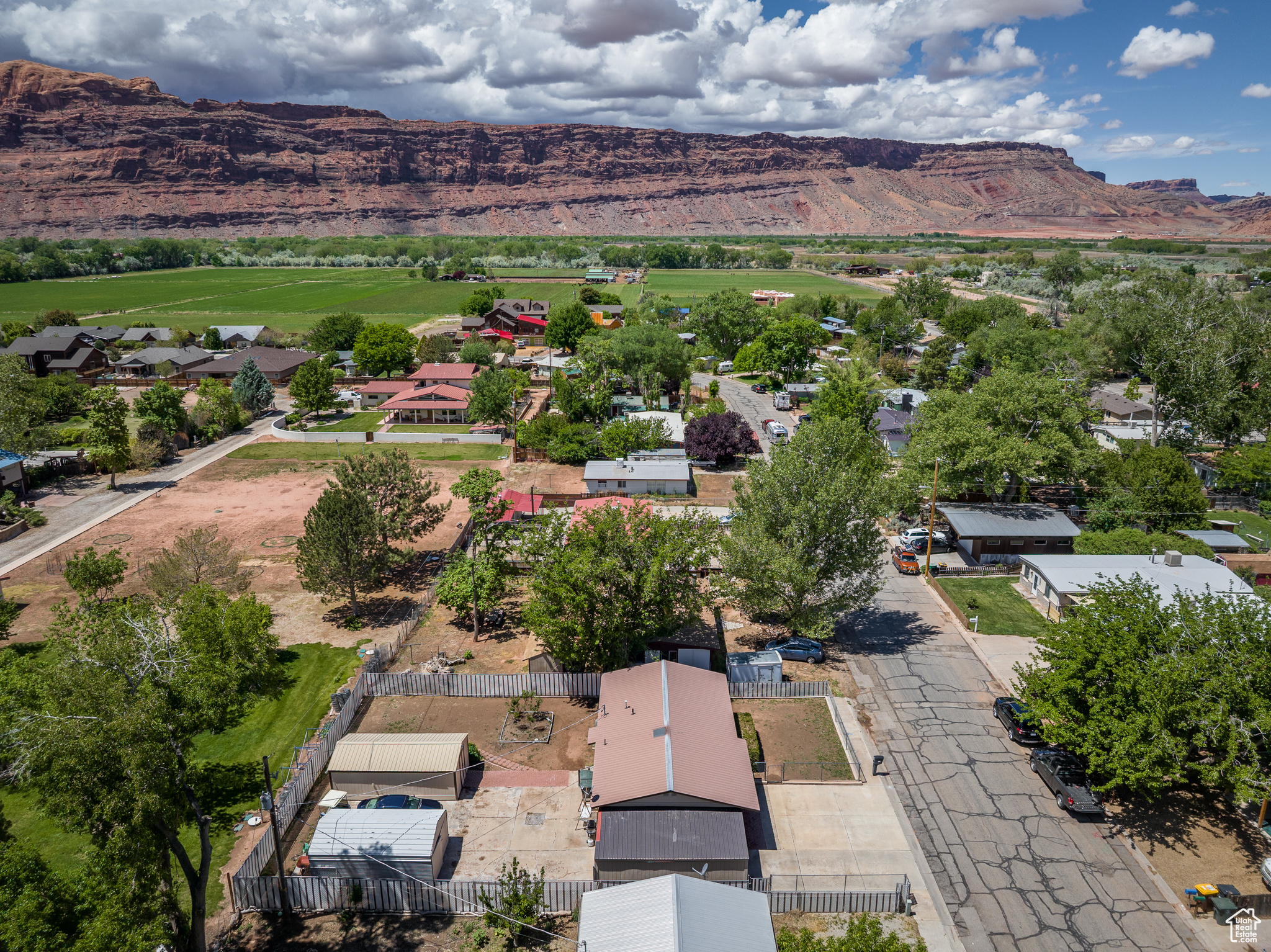 main property photo 42