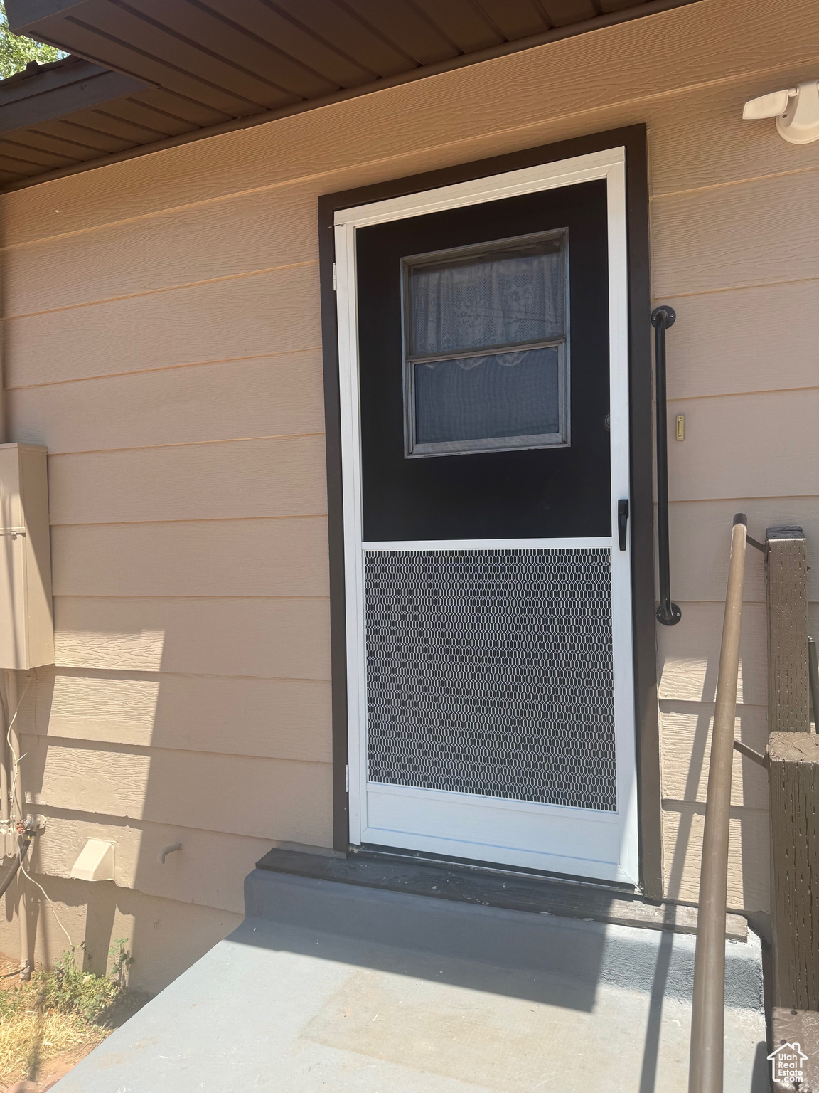 main property photo 45