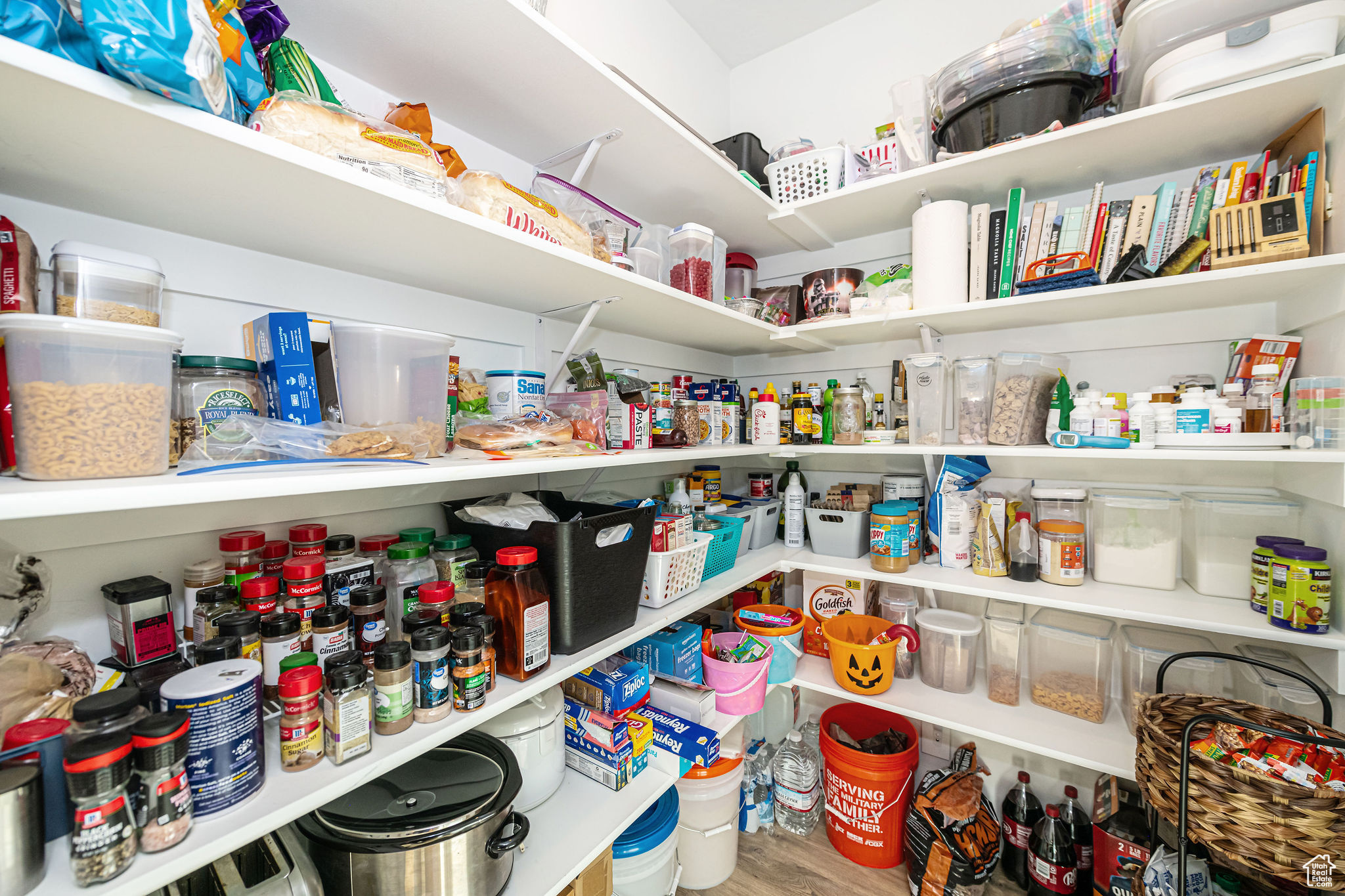 property viewer photo 18