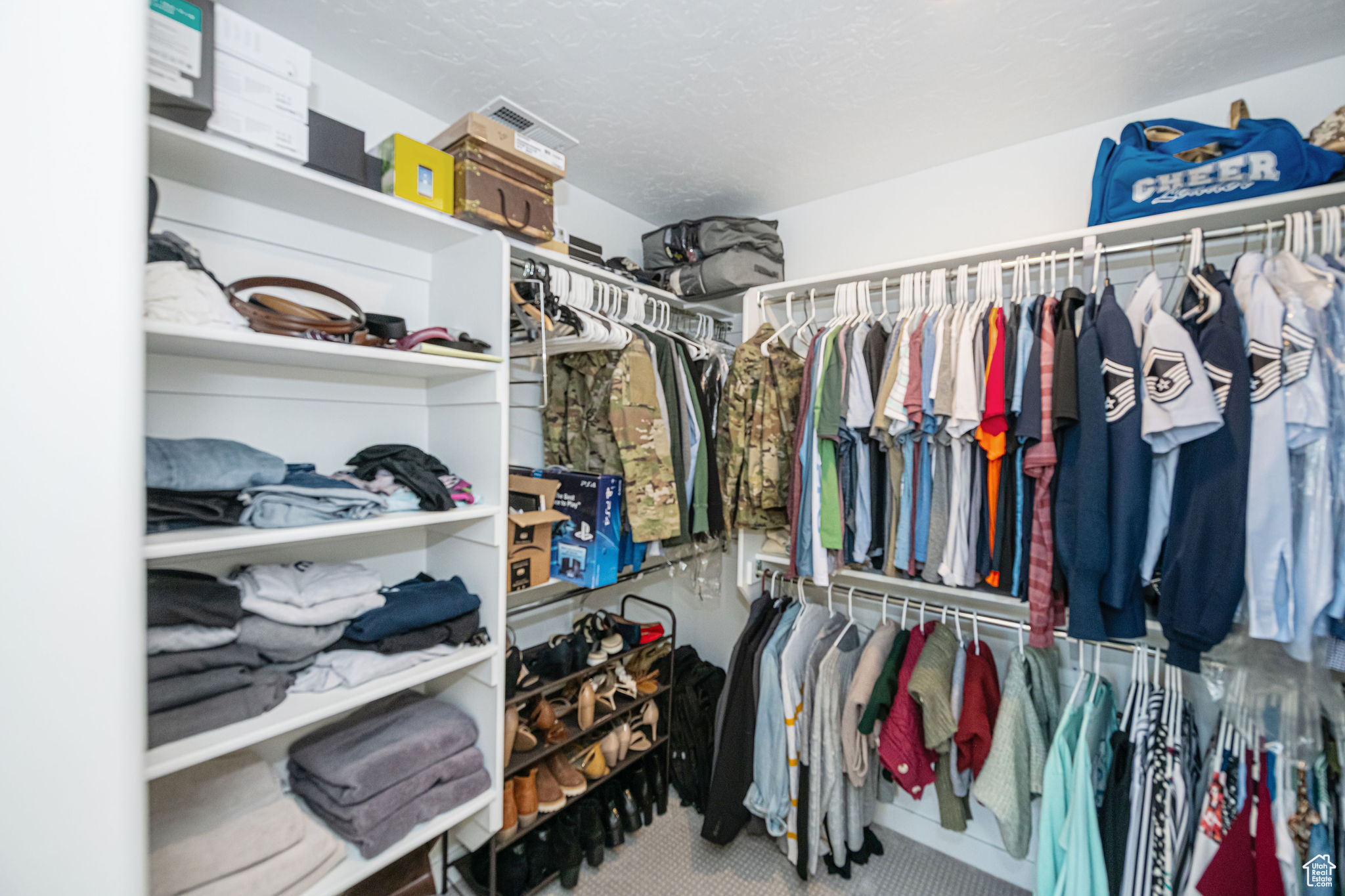 property viewer photo 31