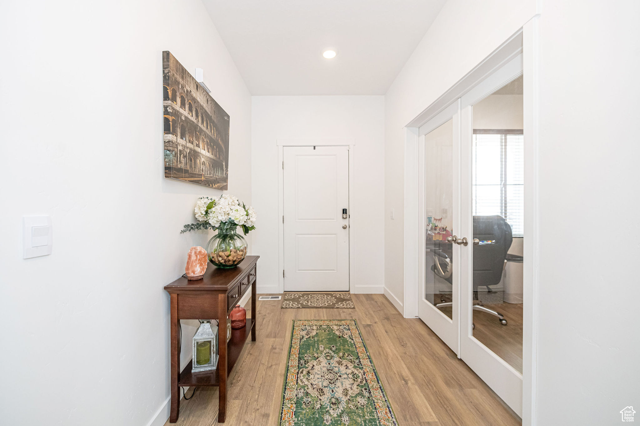 property viewer photo 8