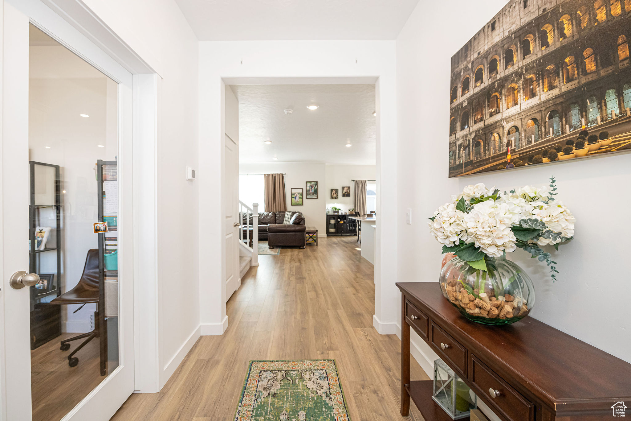 property viewer photo 9