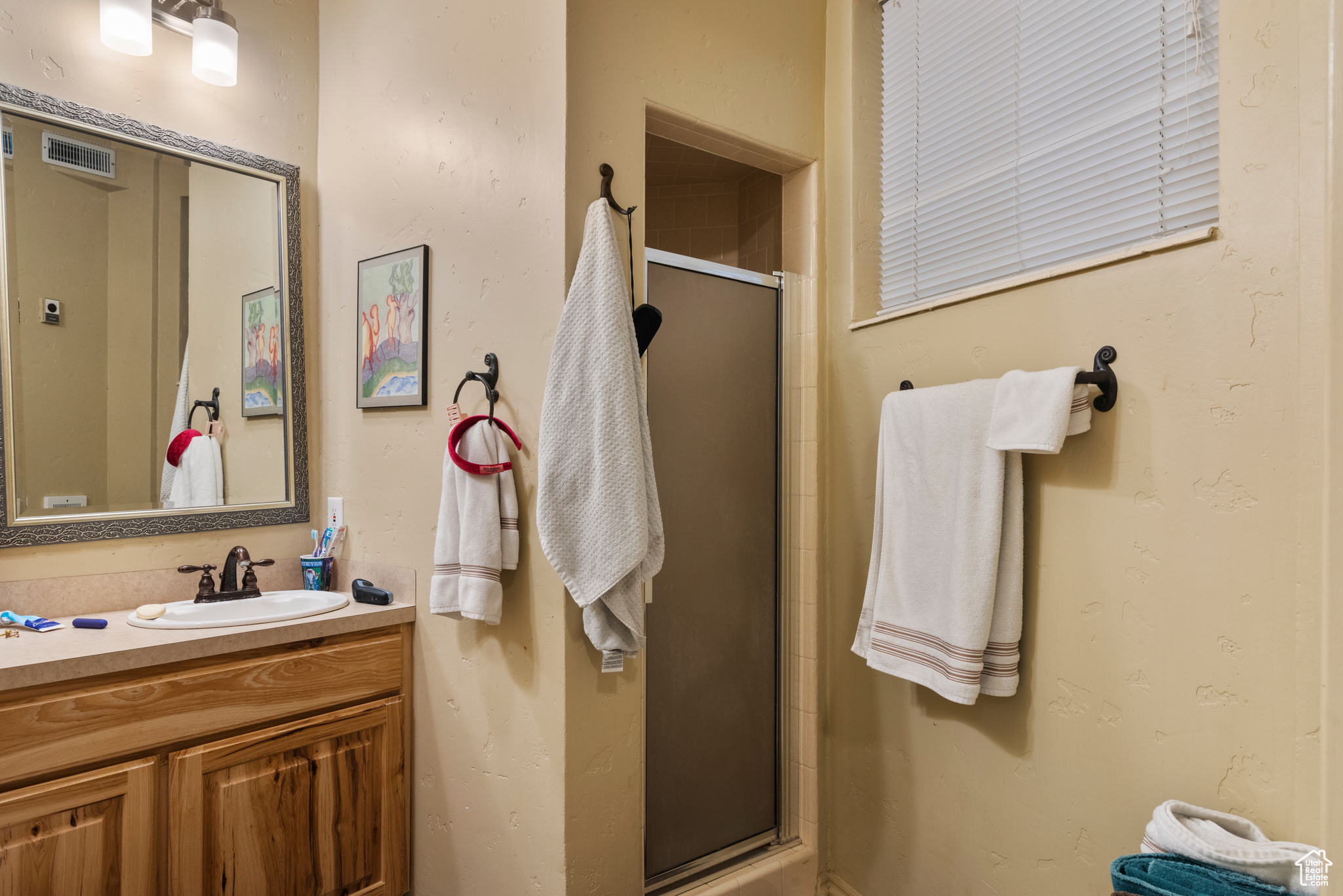 property viewer photo 15