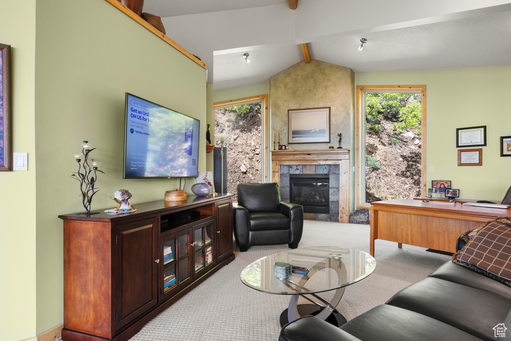property viewer photo 2
