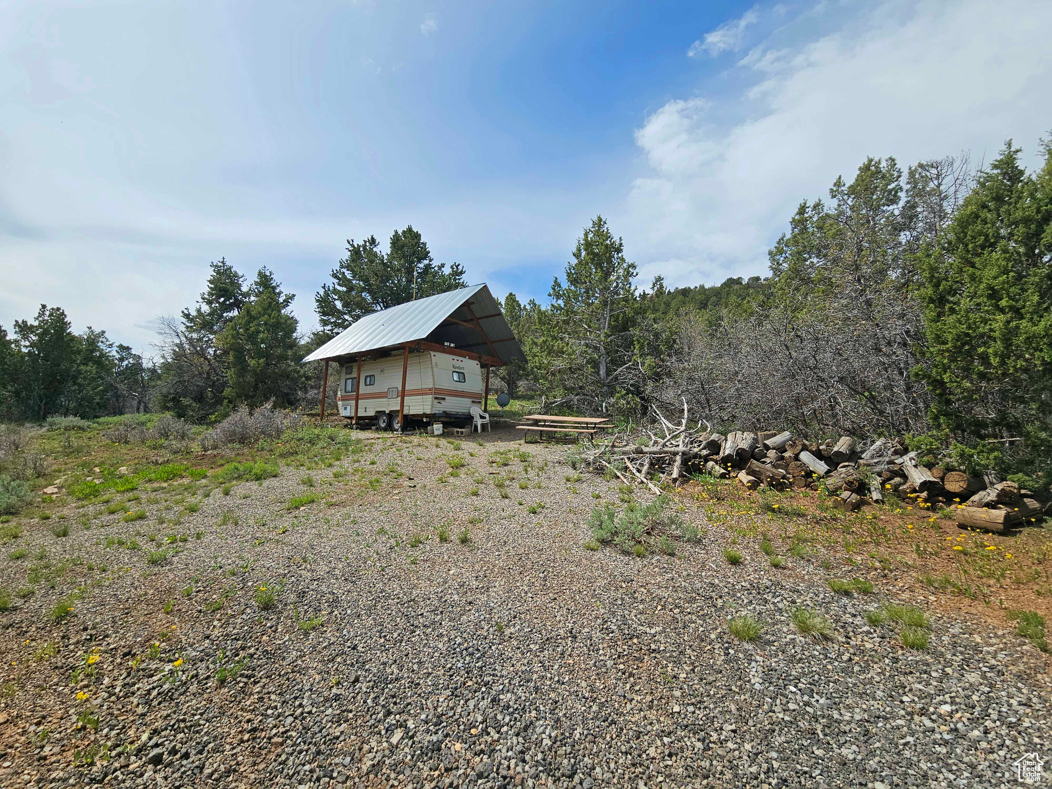 main property photo 9