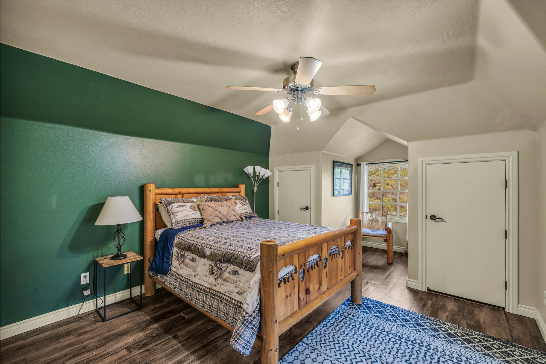 main property photo 40