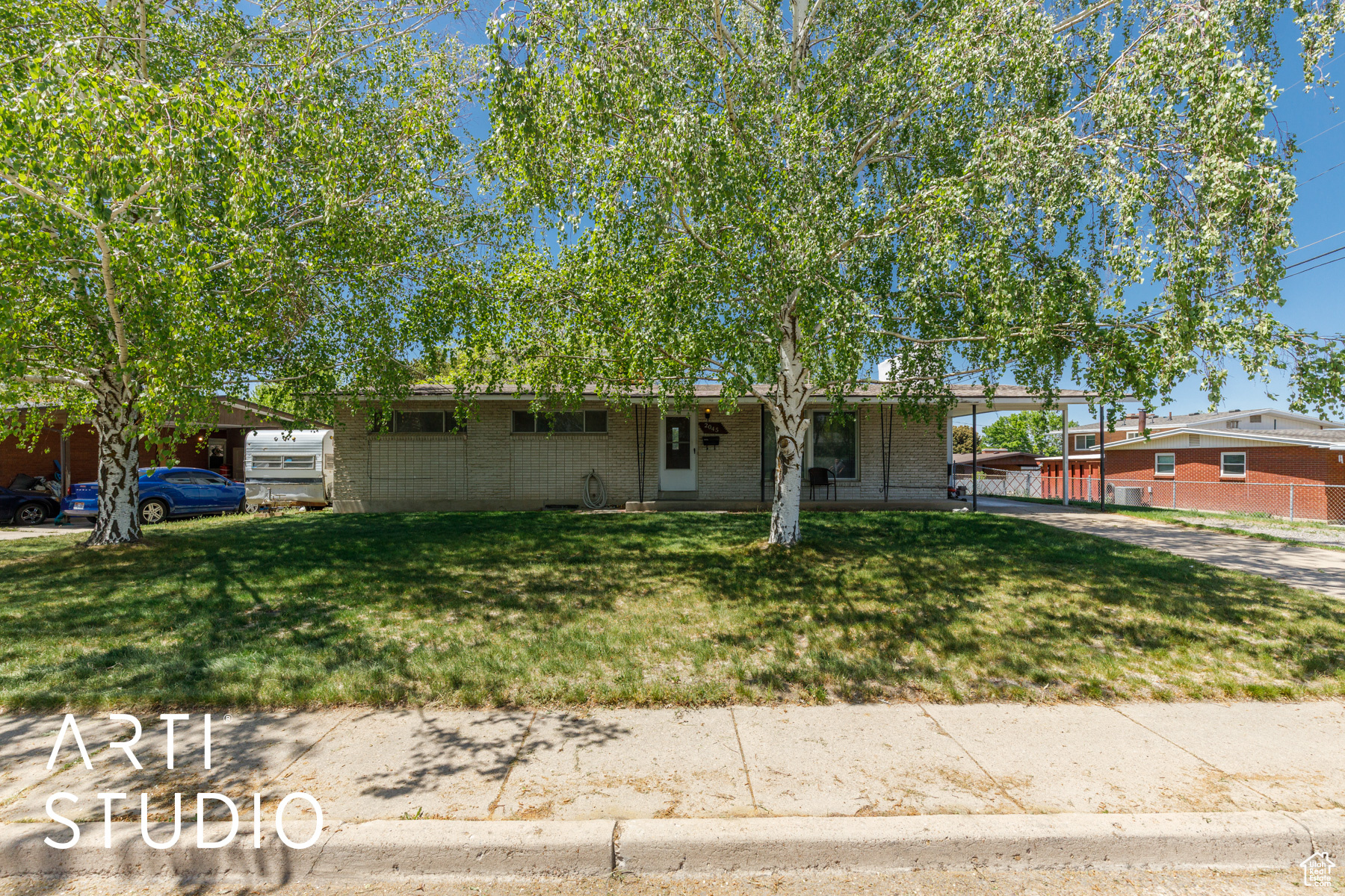 property viewer photo 2
