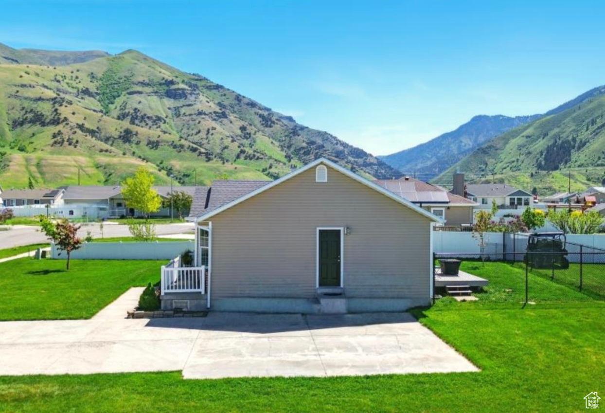 property viewer photo 2