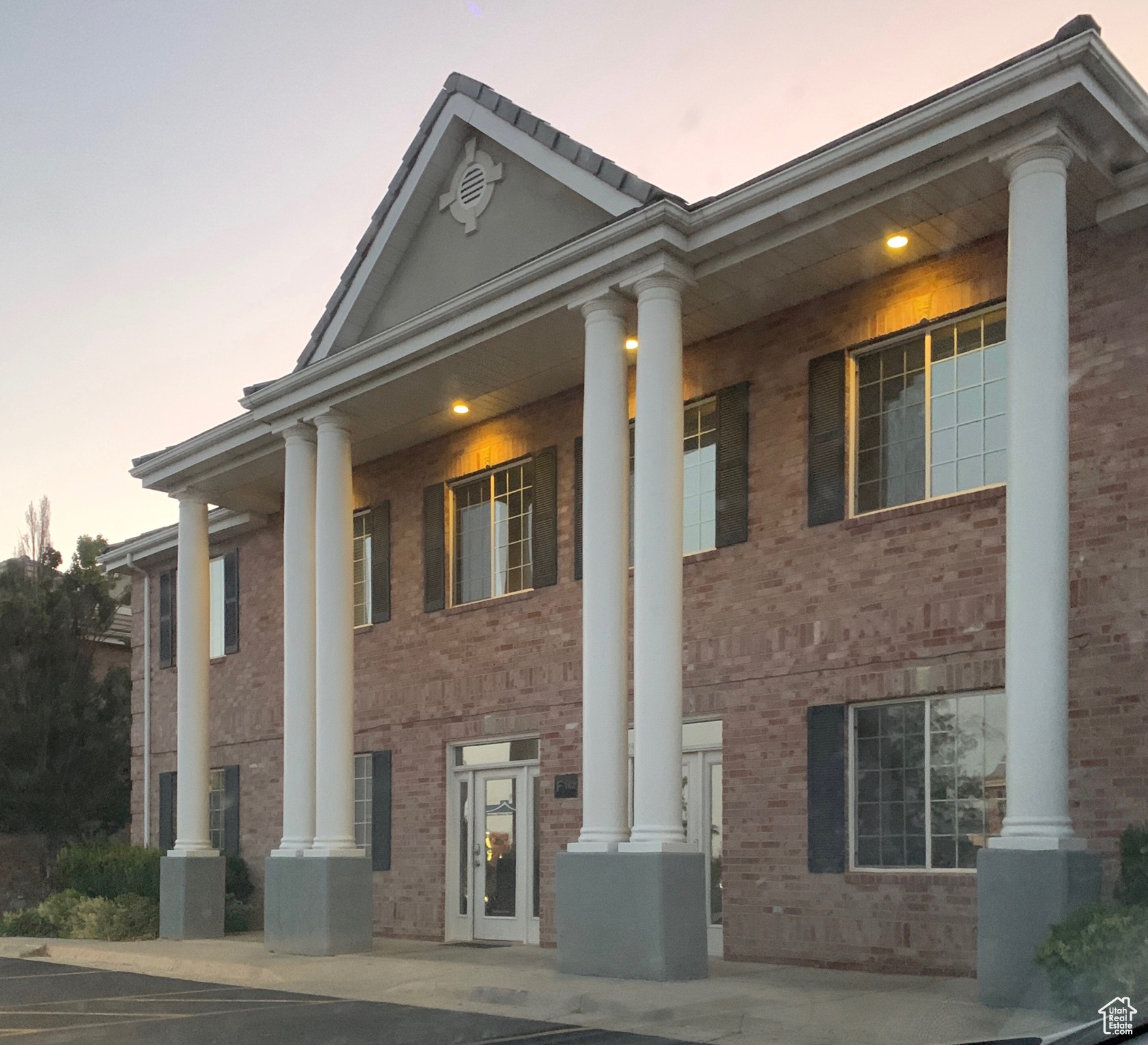 main property photo 24