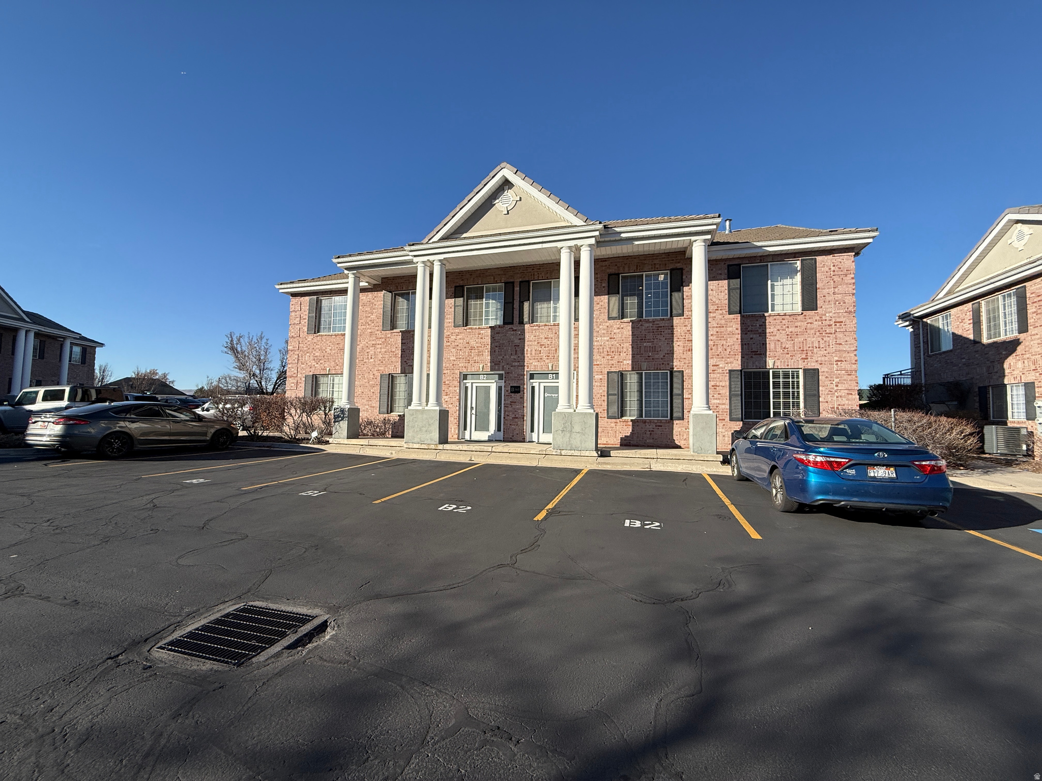 main property photo 25