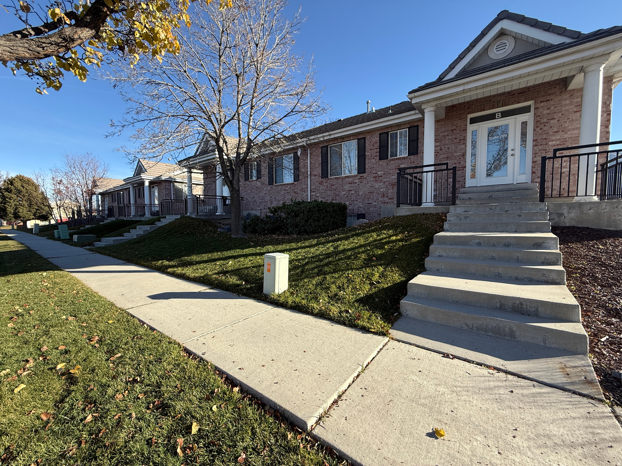 main property photo 29