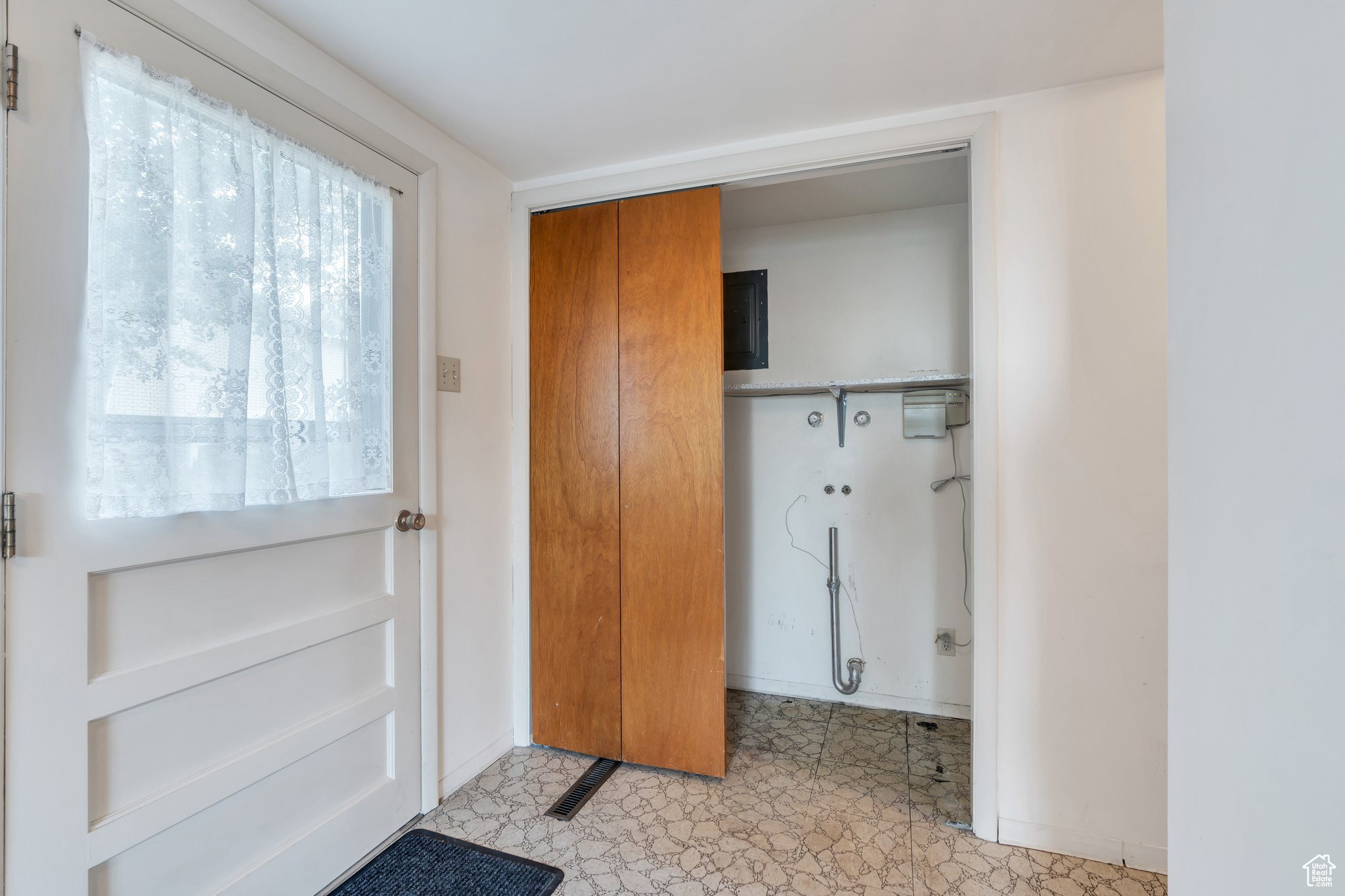 property viewer photo 11