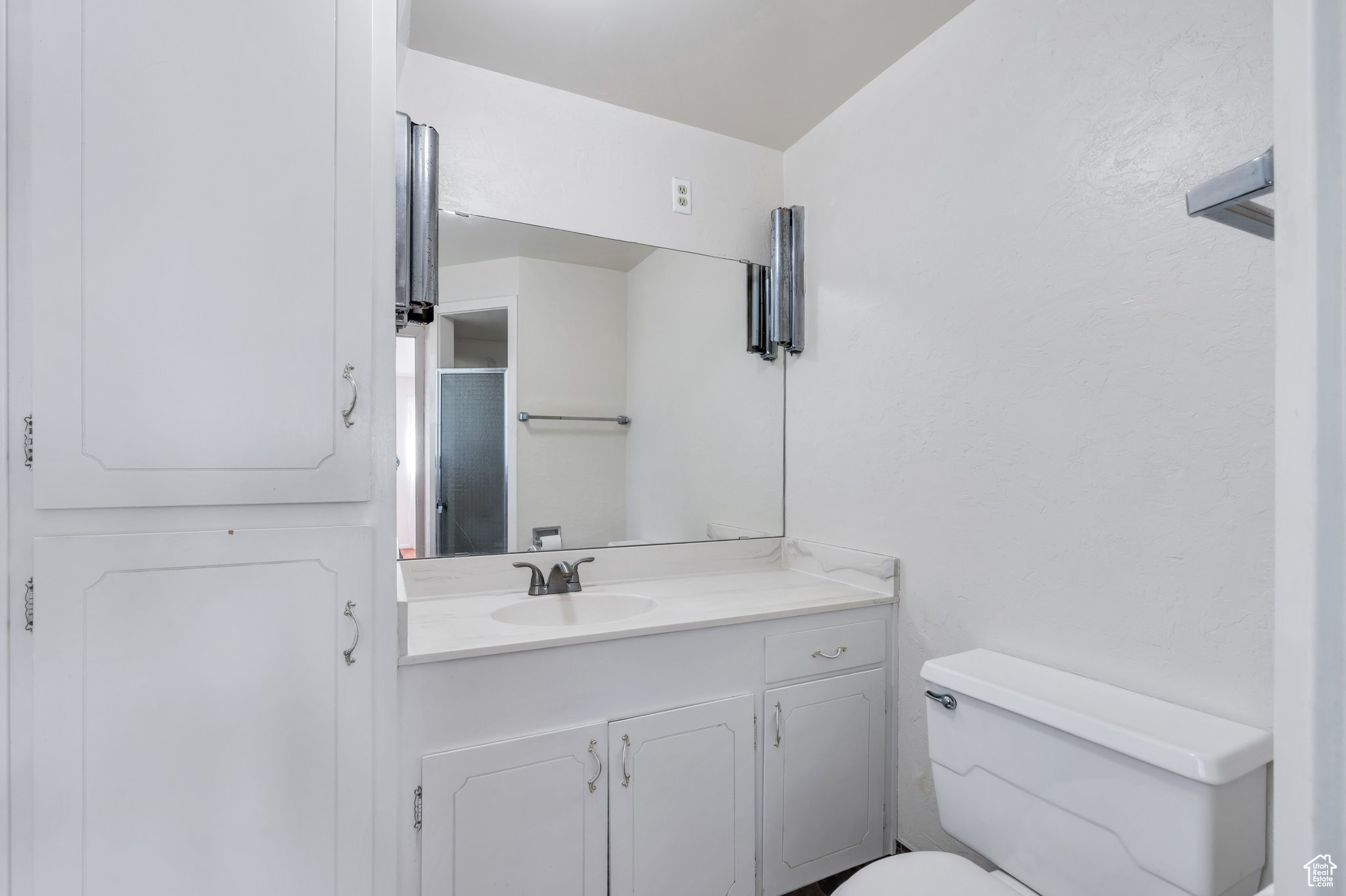 property viewer photo 18