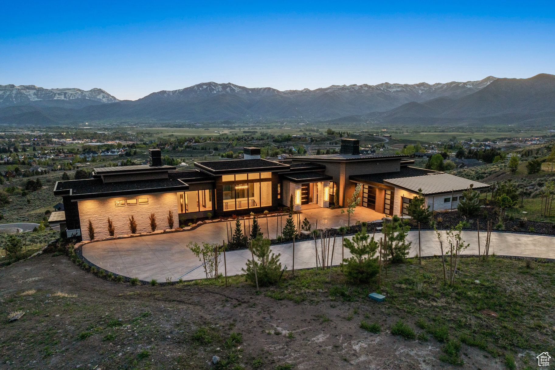 main property photo 65