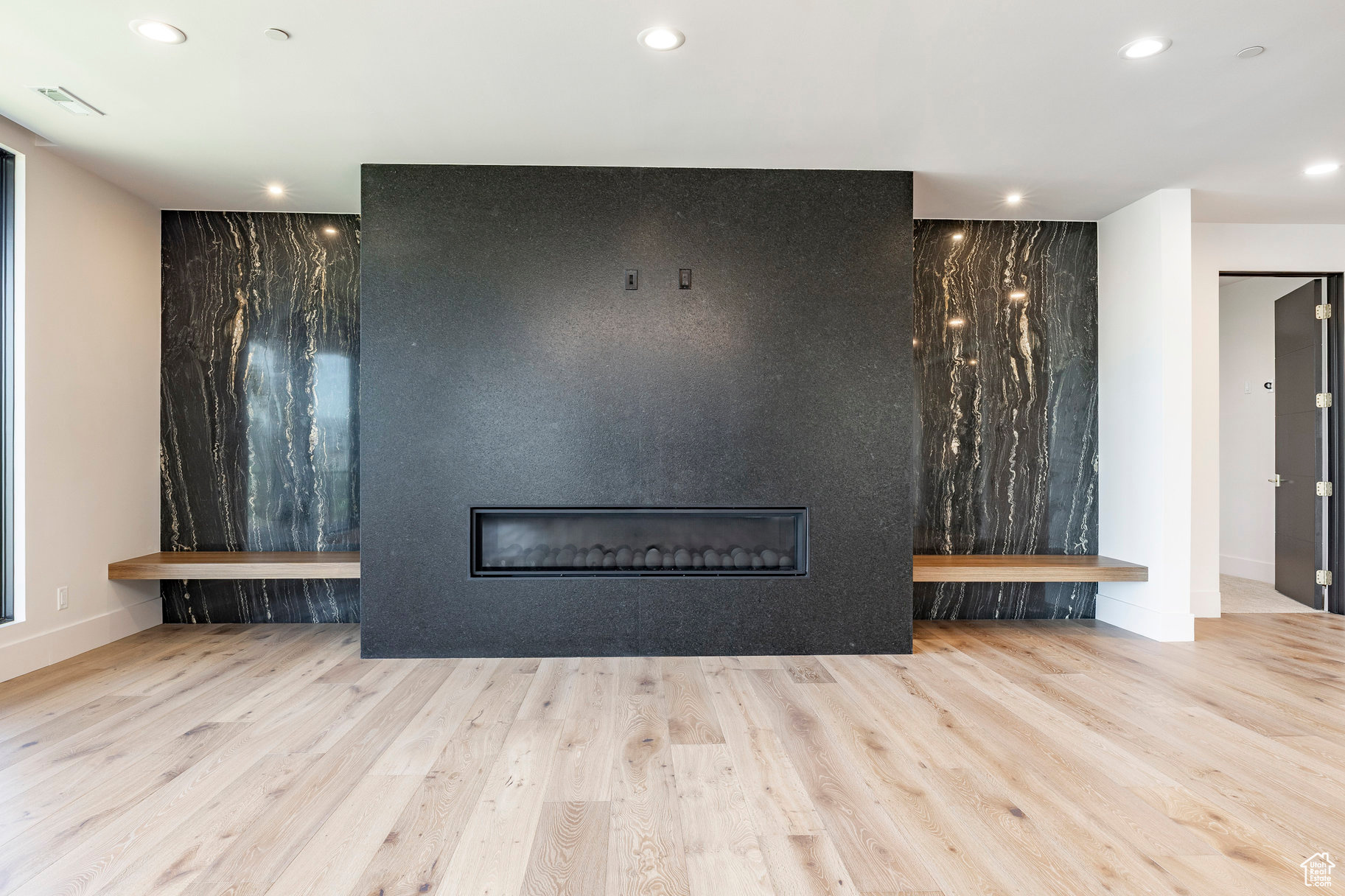 main property photo 77