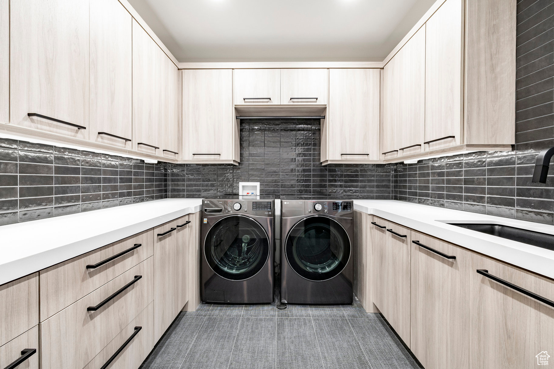 main property photo 79