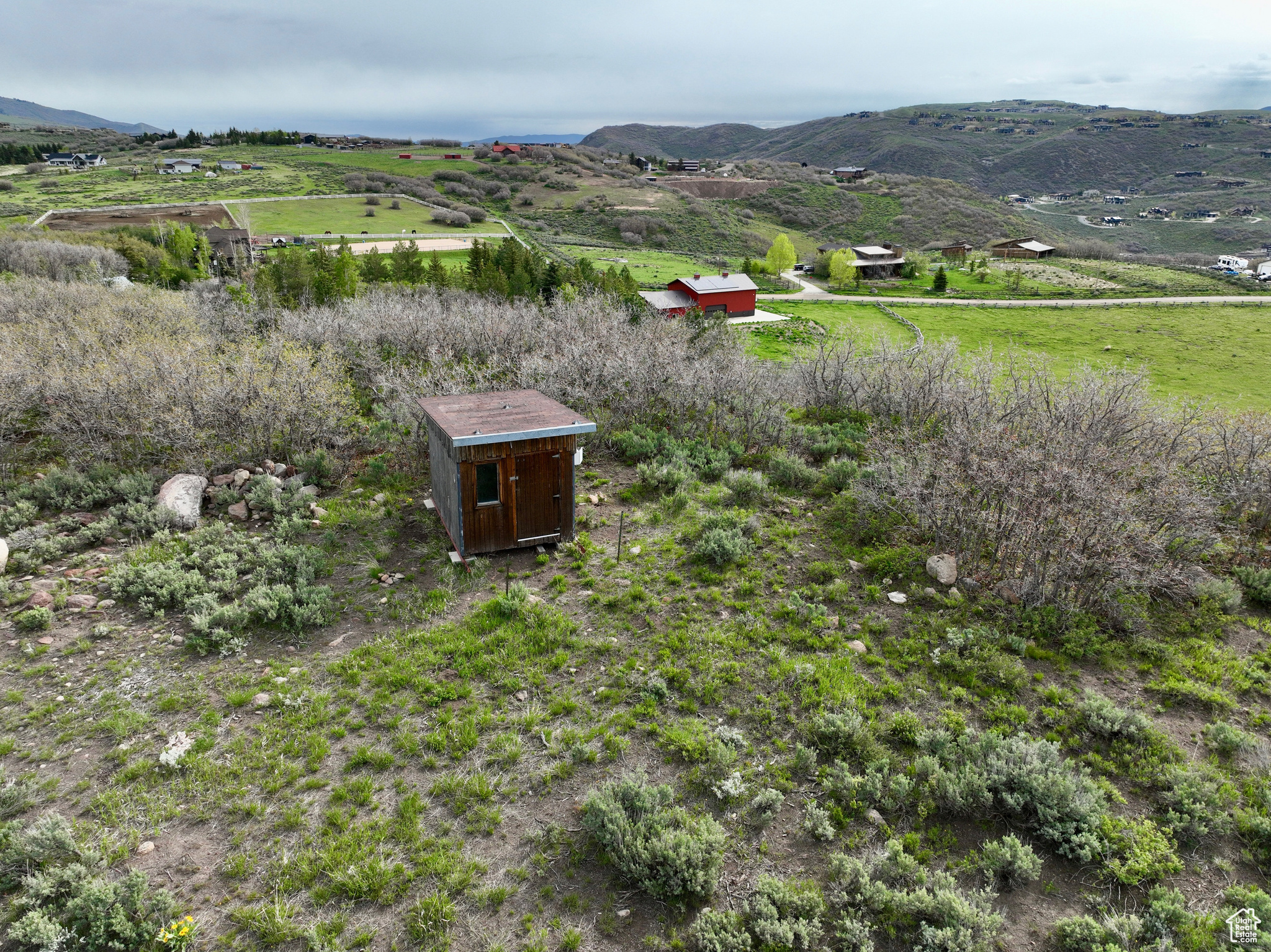 main property photo 34