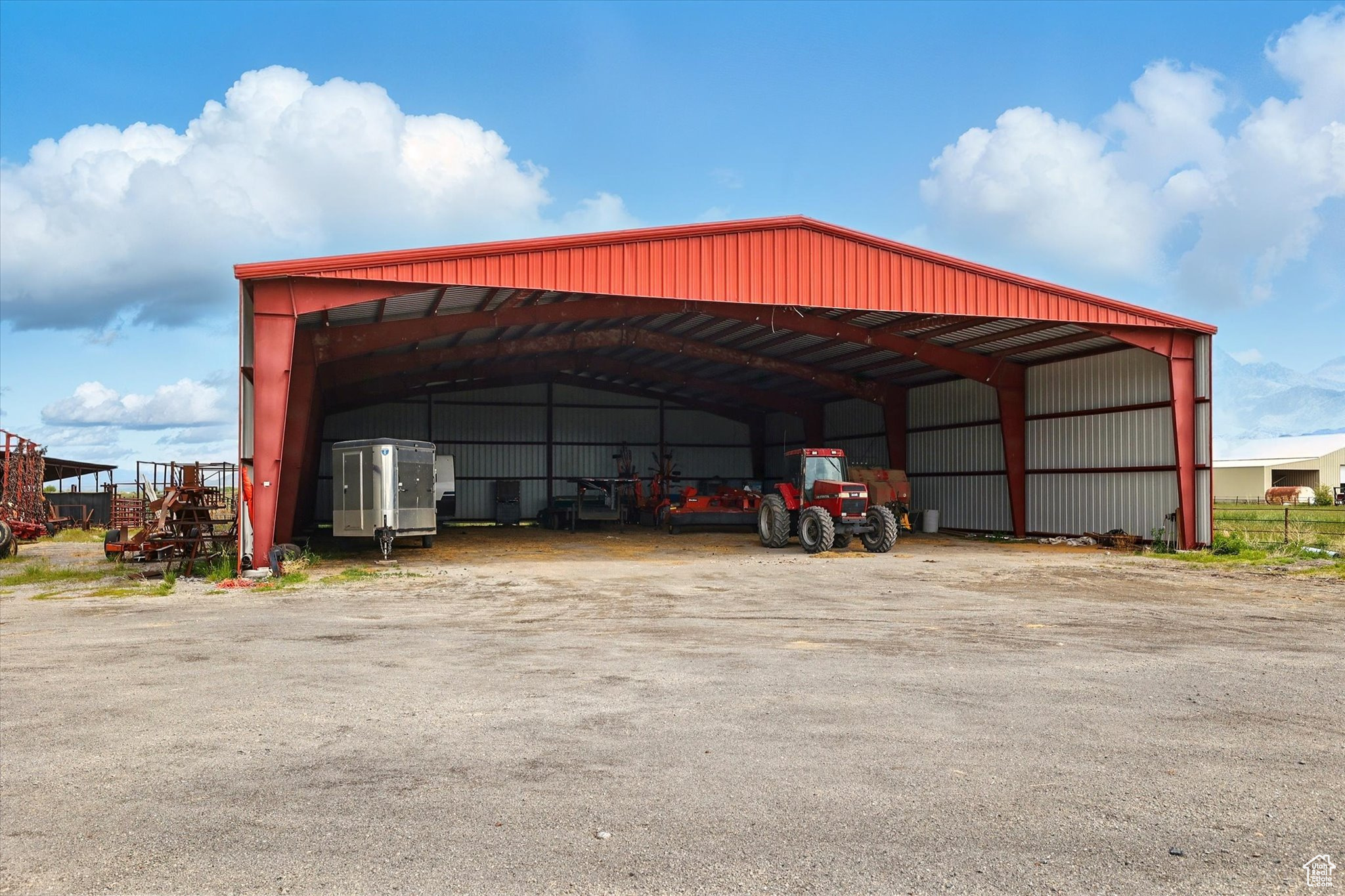 main property photo 19