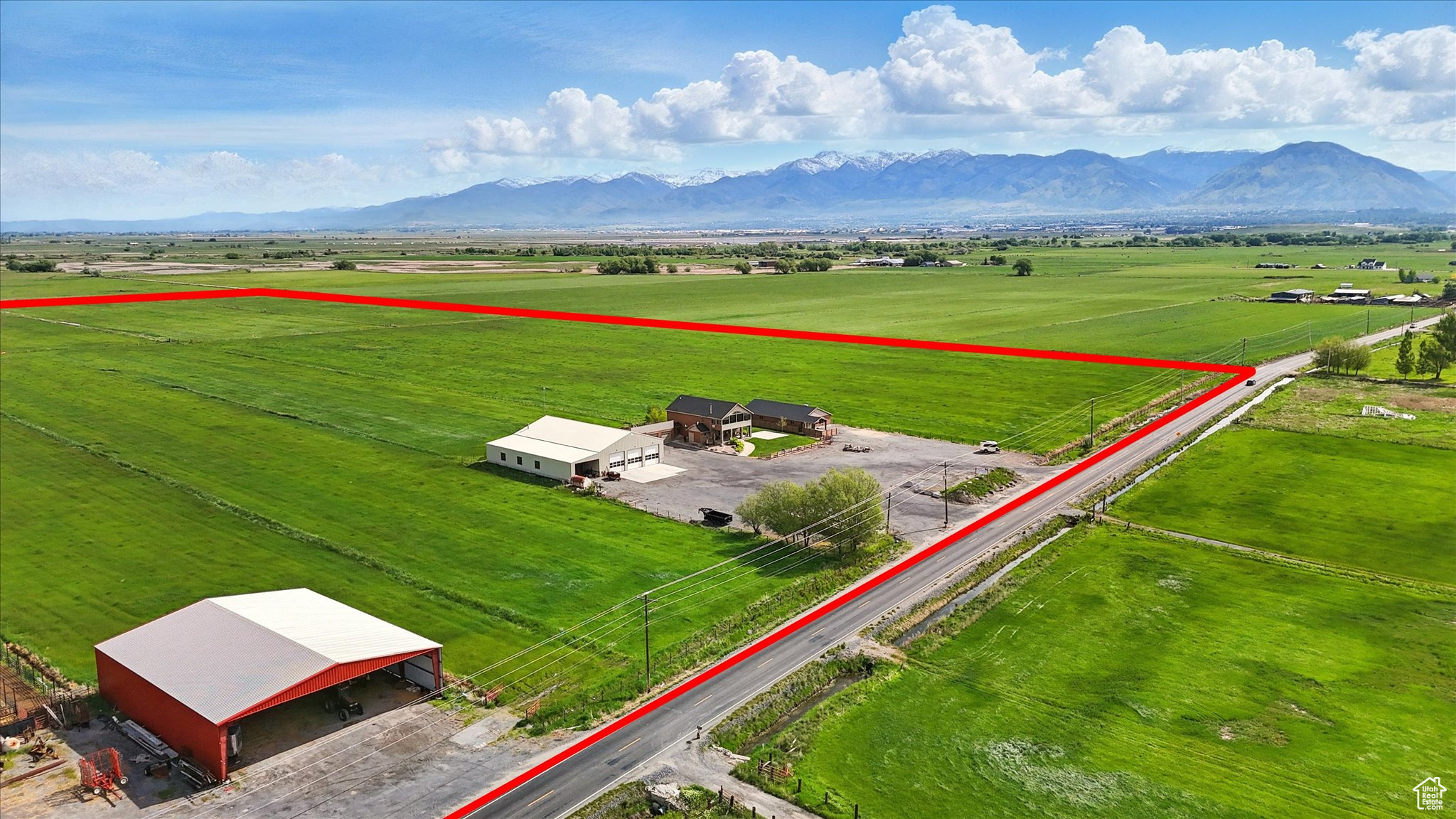 main property photo 9