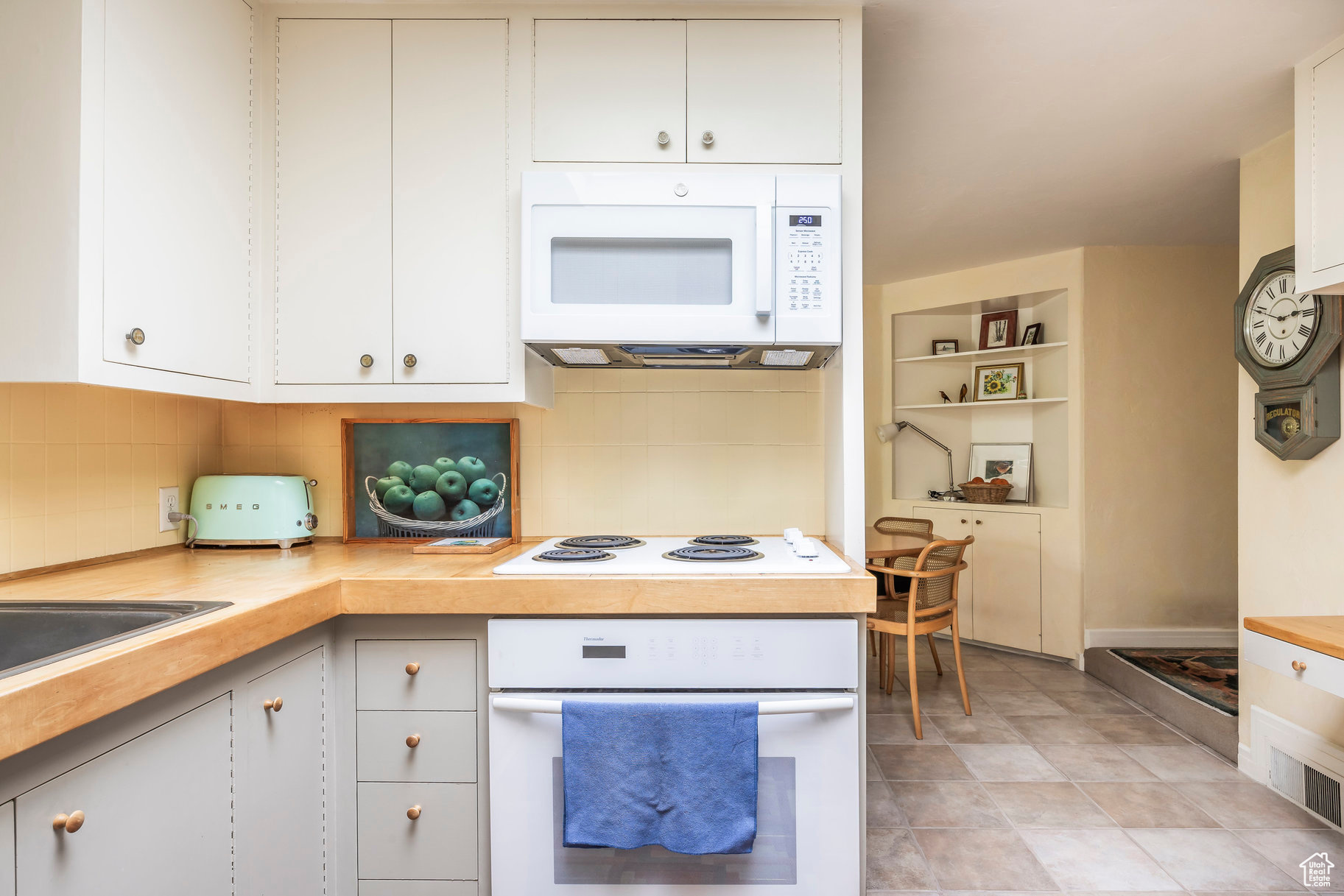 property viewer photo 14