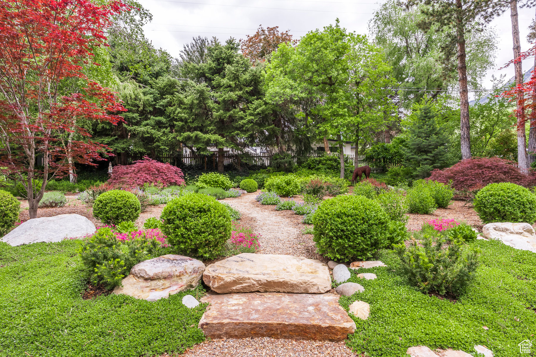 property viewer photo 40