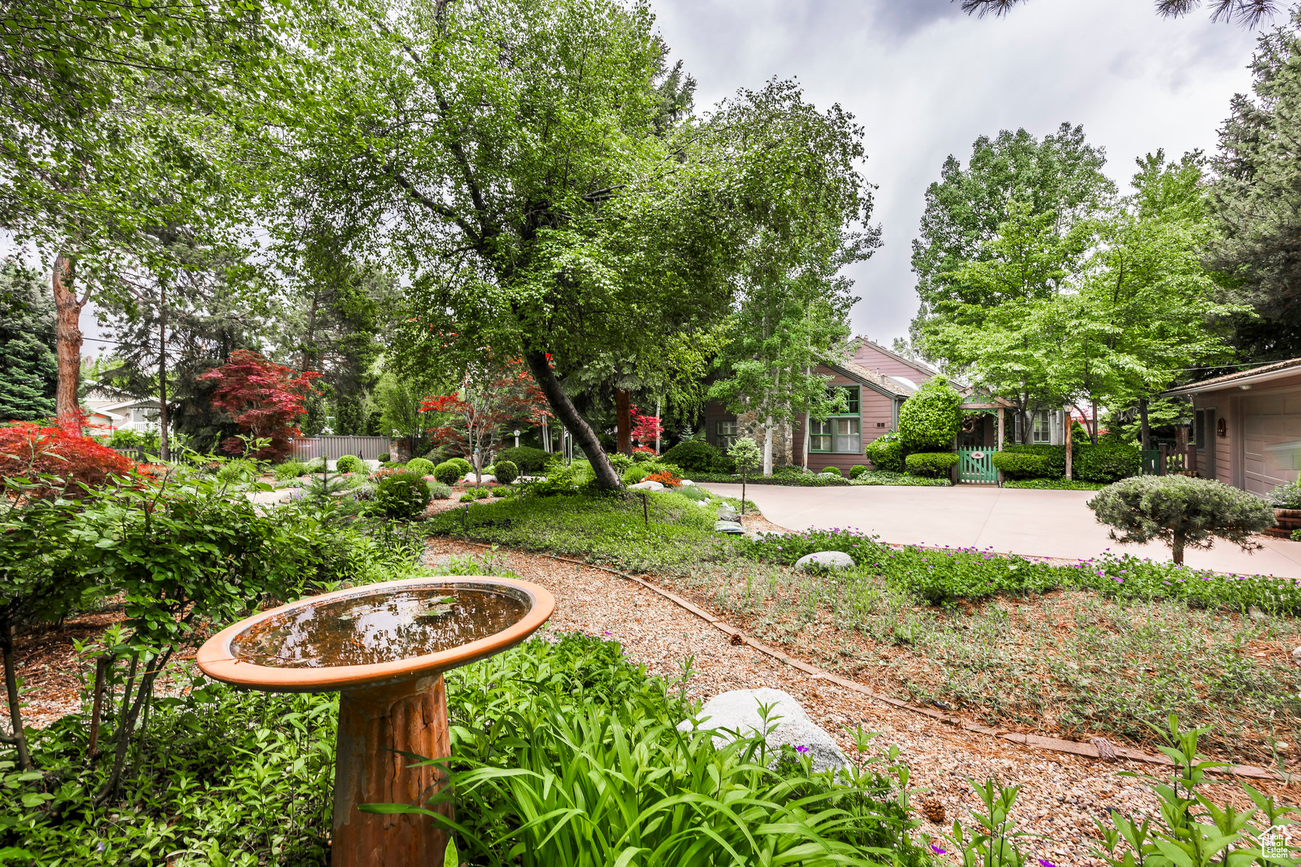 property viewer photo 43