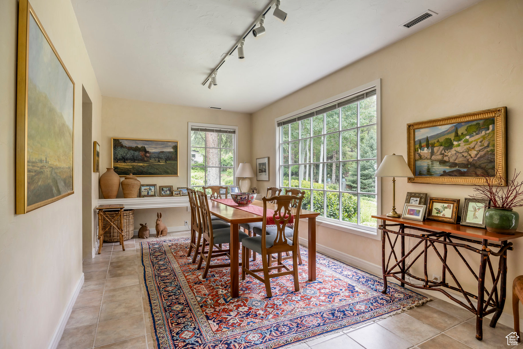 property viewer photo 8