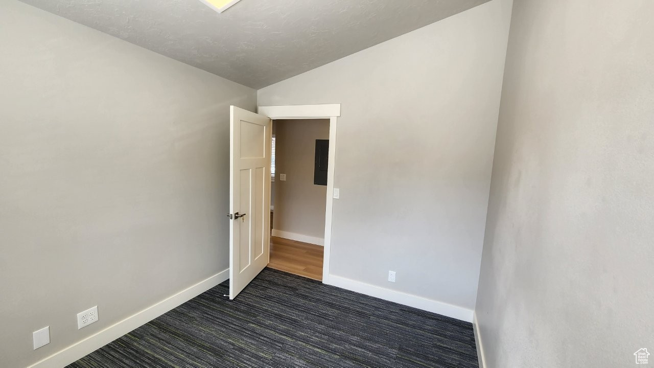 property viewer photo 8