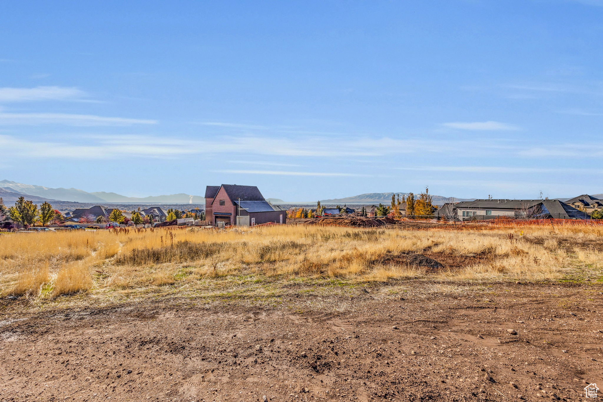main property photo 14