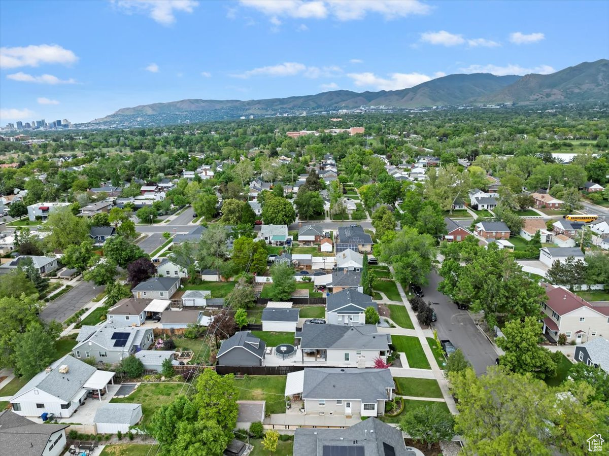 property viewer photo 37