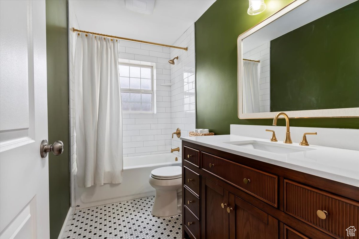 property viewer photo 7