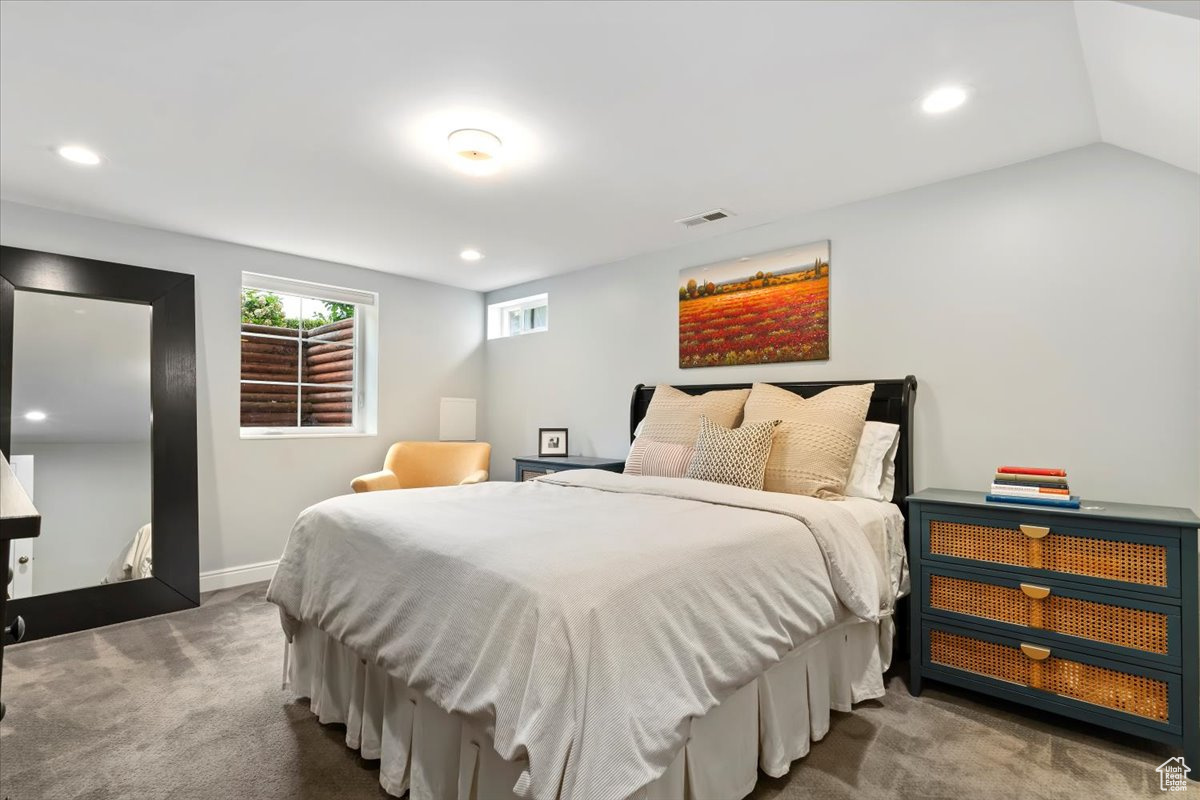 property viewer photo 8
