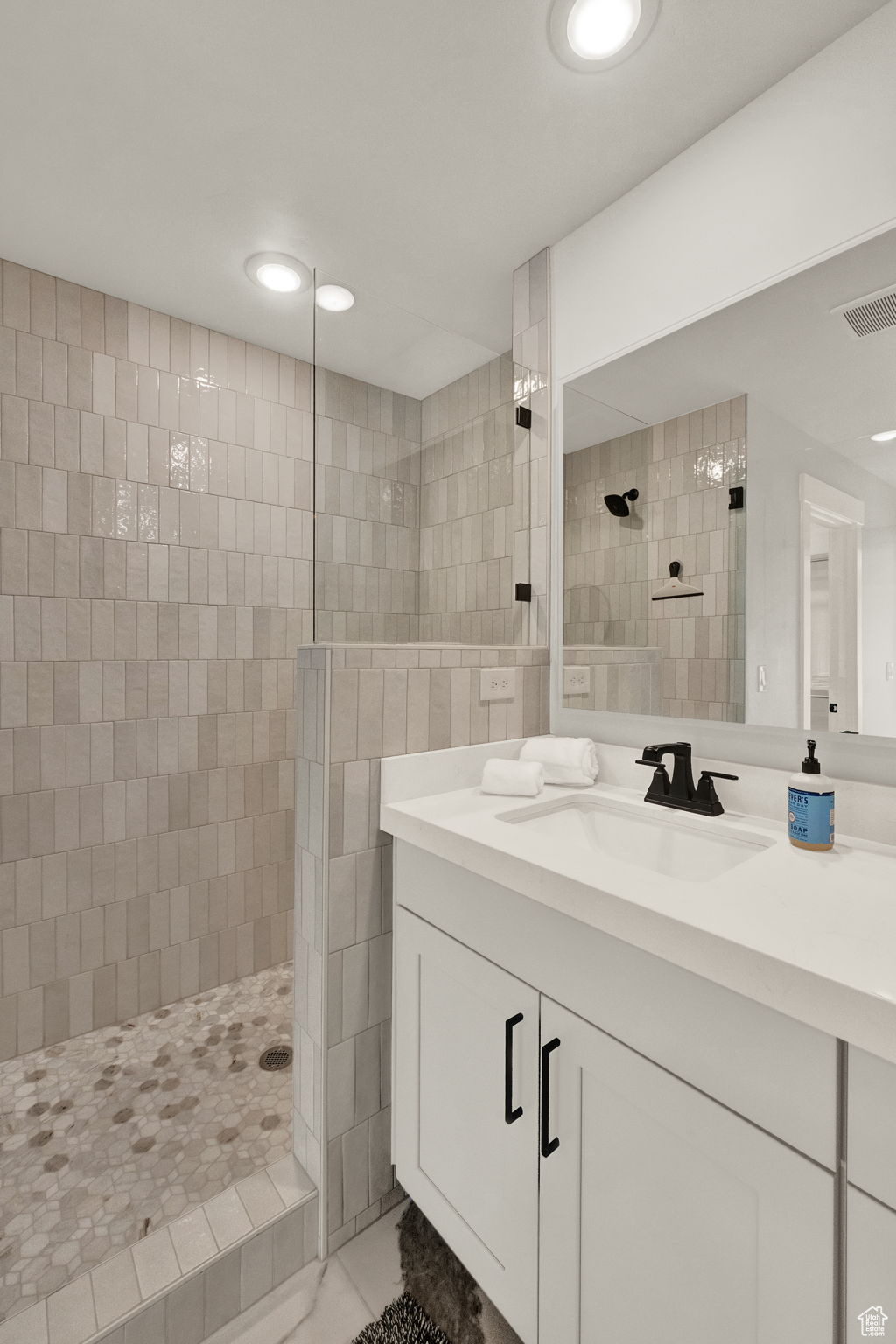 main property photo 64