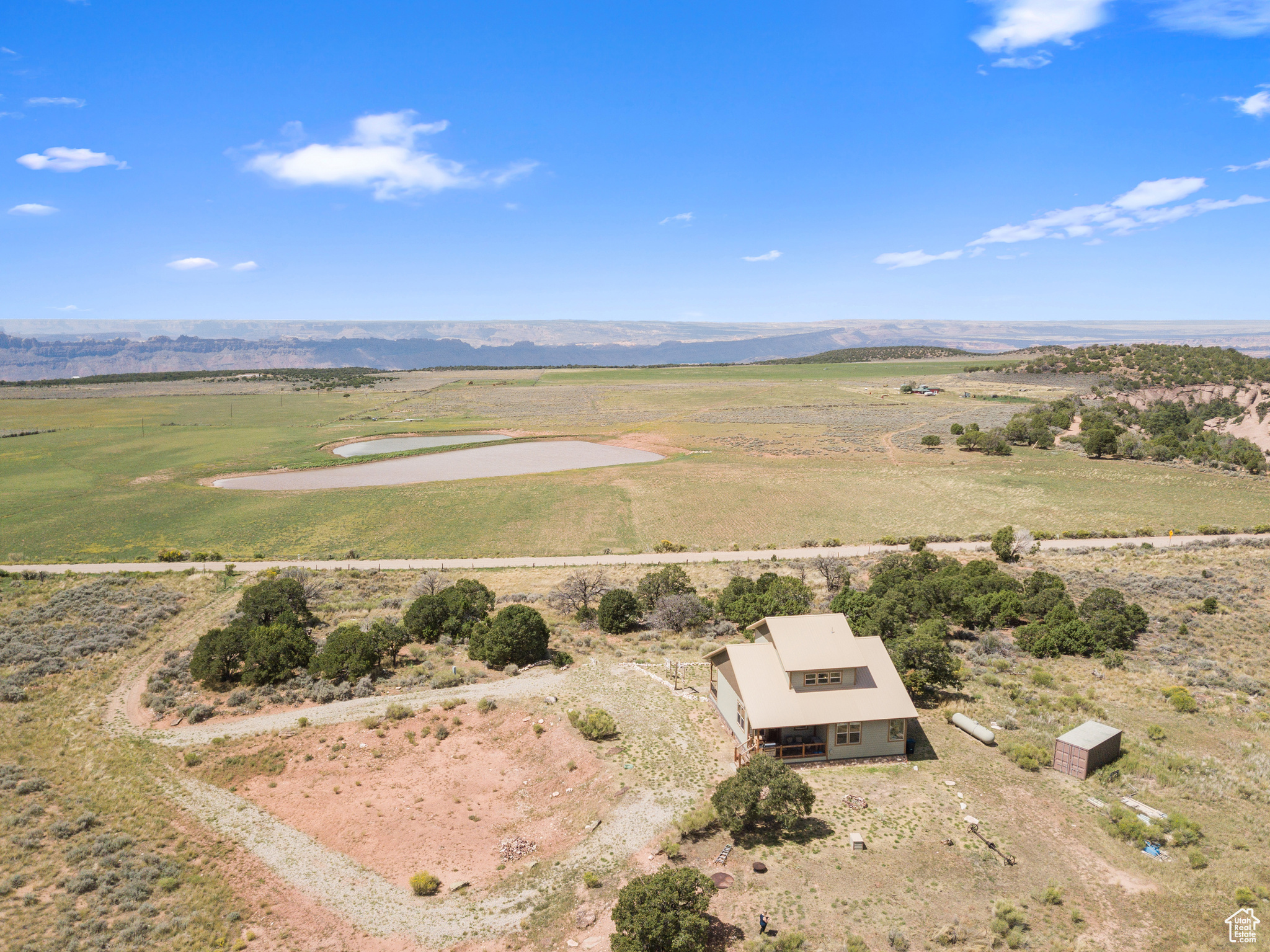 main property photo 45