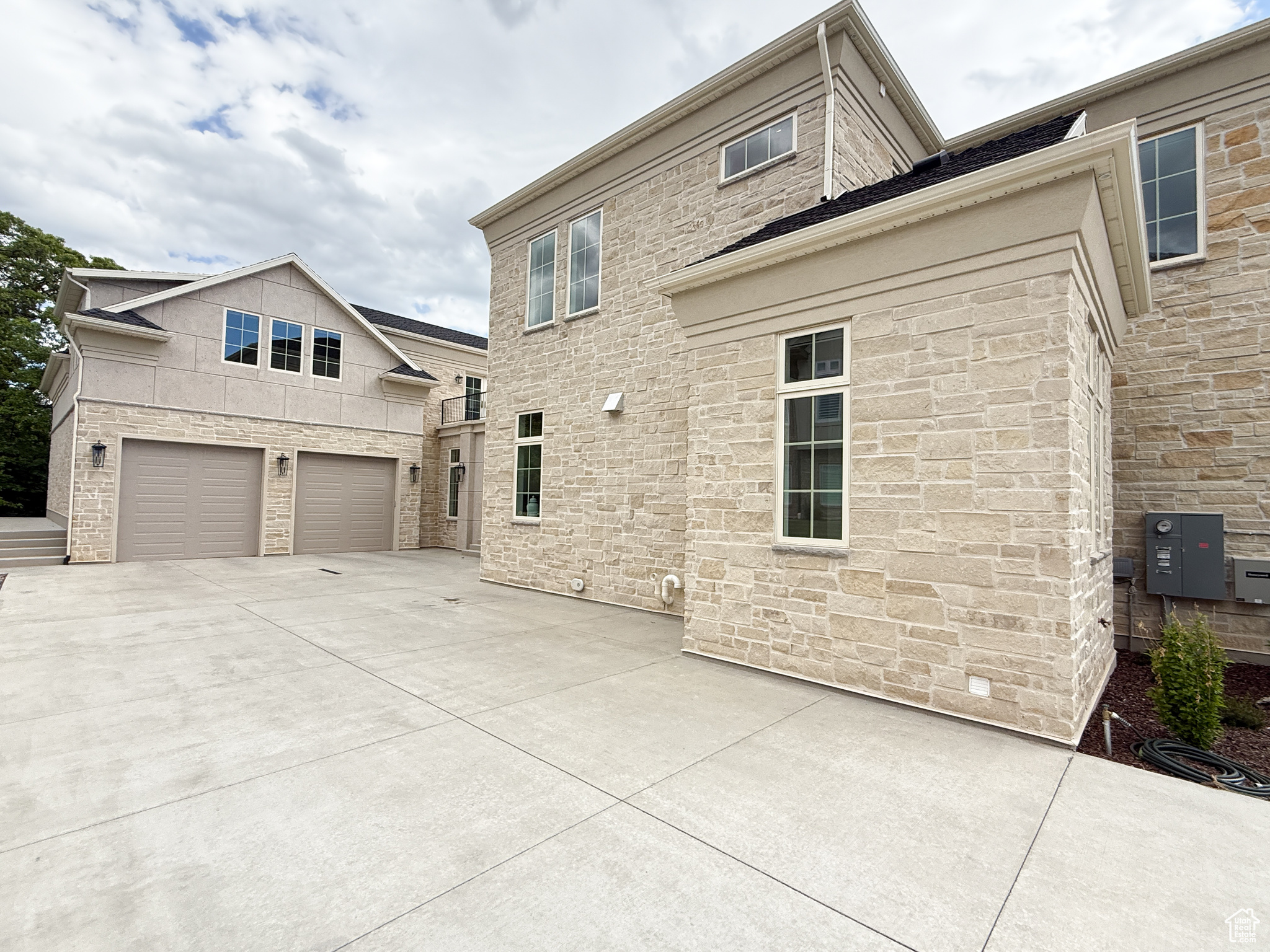main property photo 107