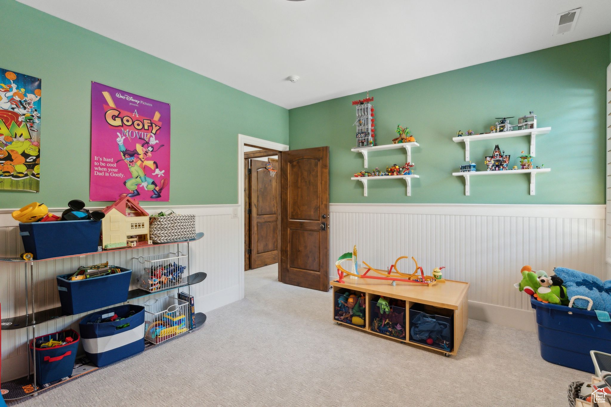 main property photo 59